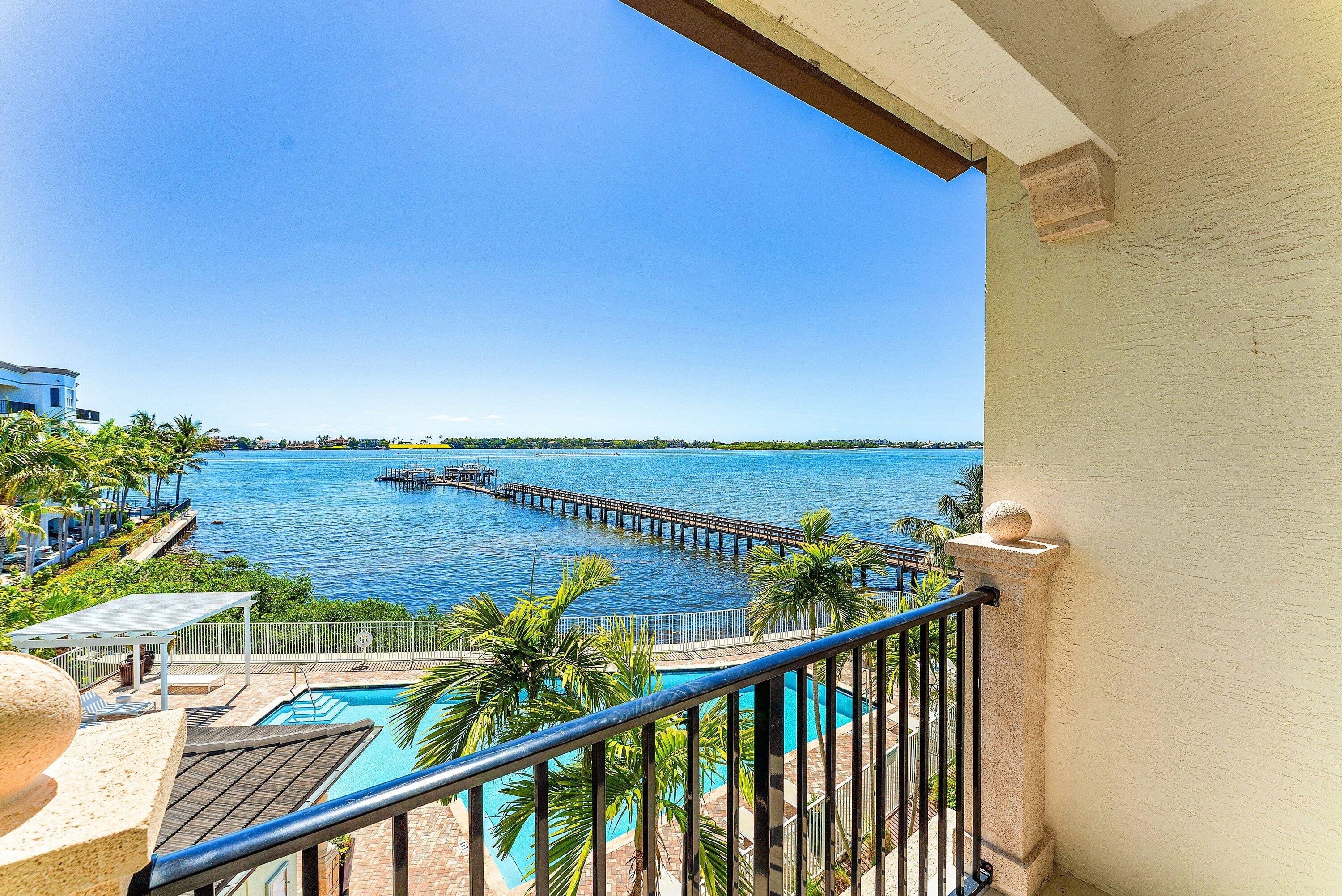 10 Windward, Boynton Beach FL 33435
