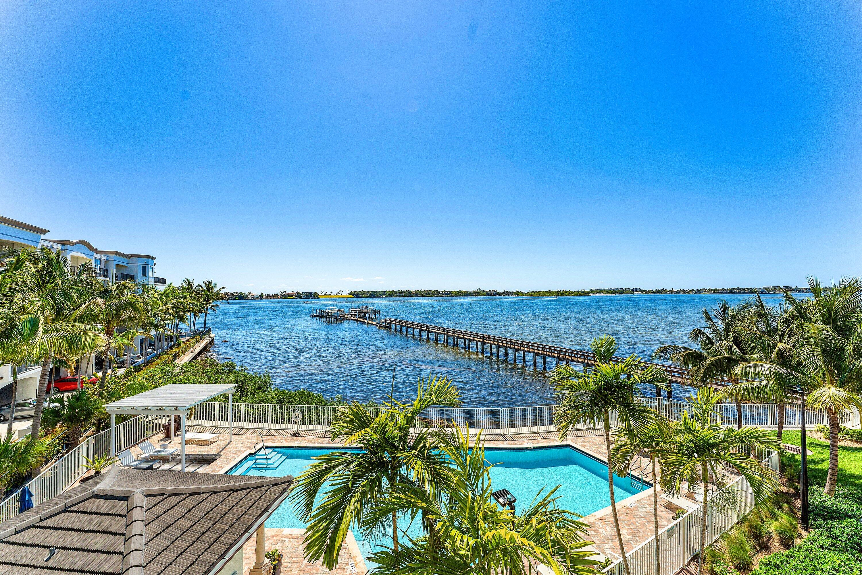 10 Windward, Boynton Beach FL 33435