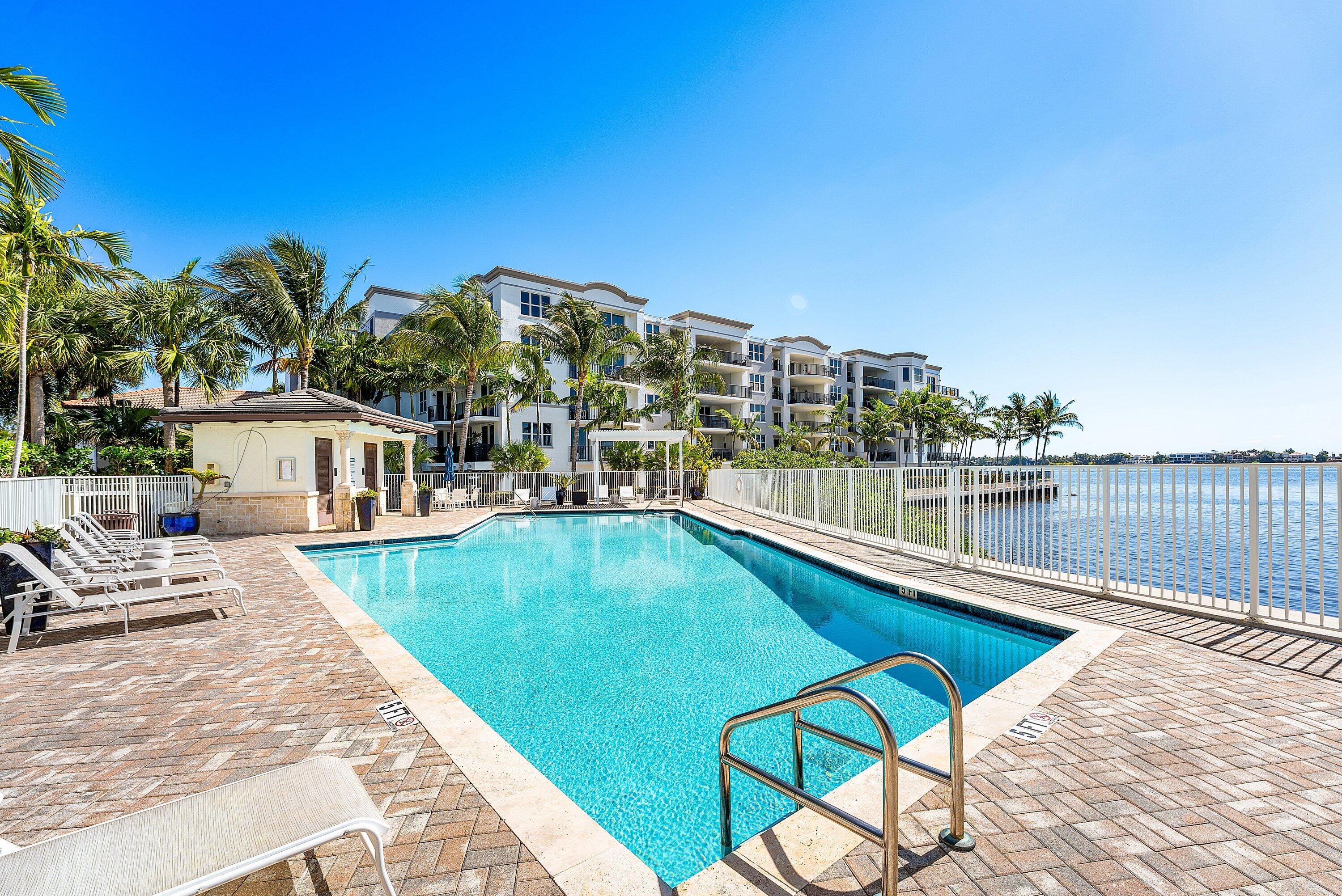 10 Windward, Boynton Beach FL 33435