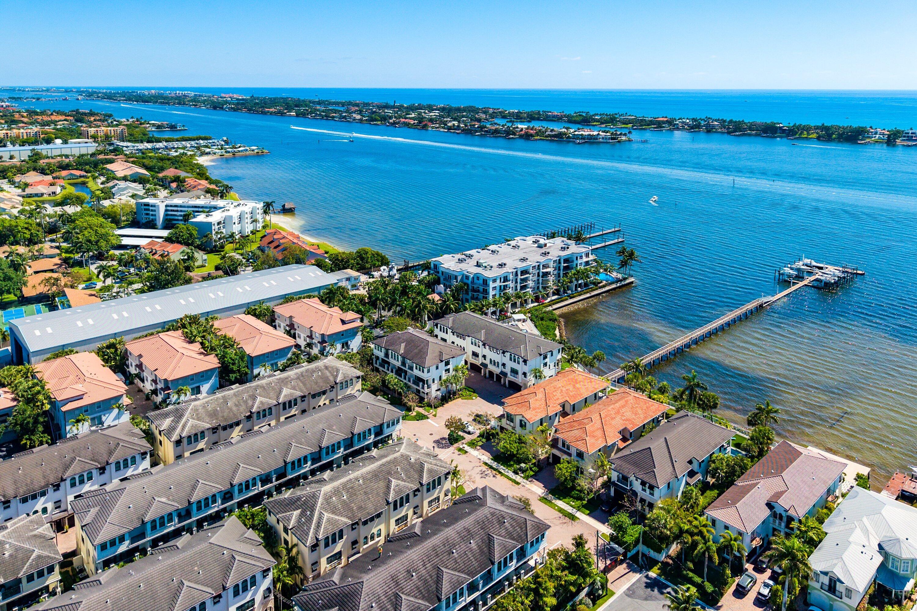 10 Windward, Boynton Beach FL 33435