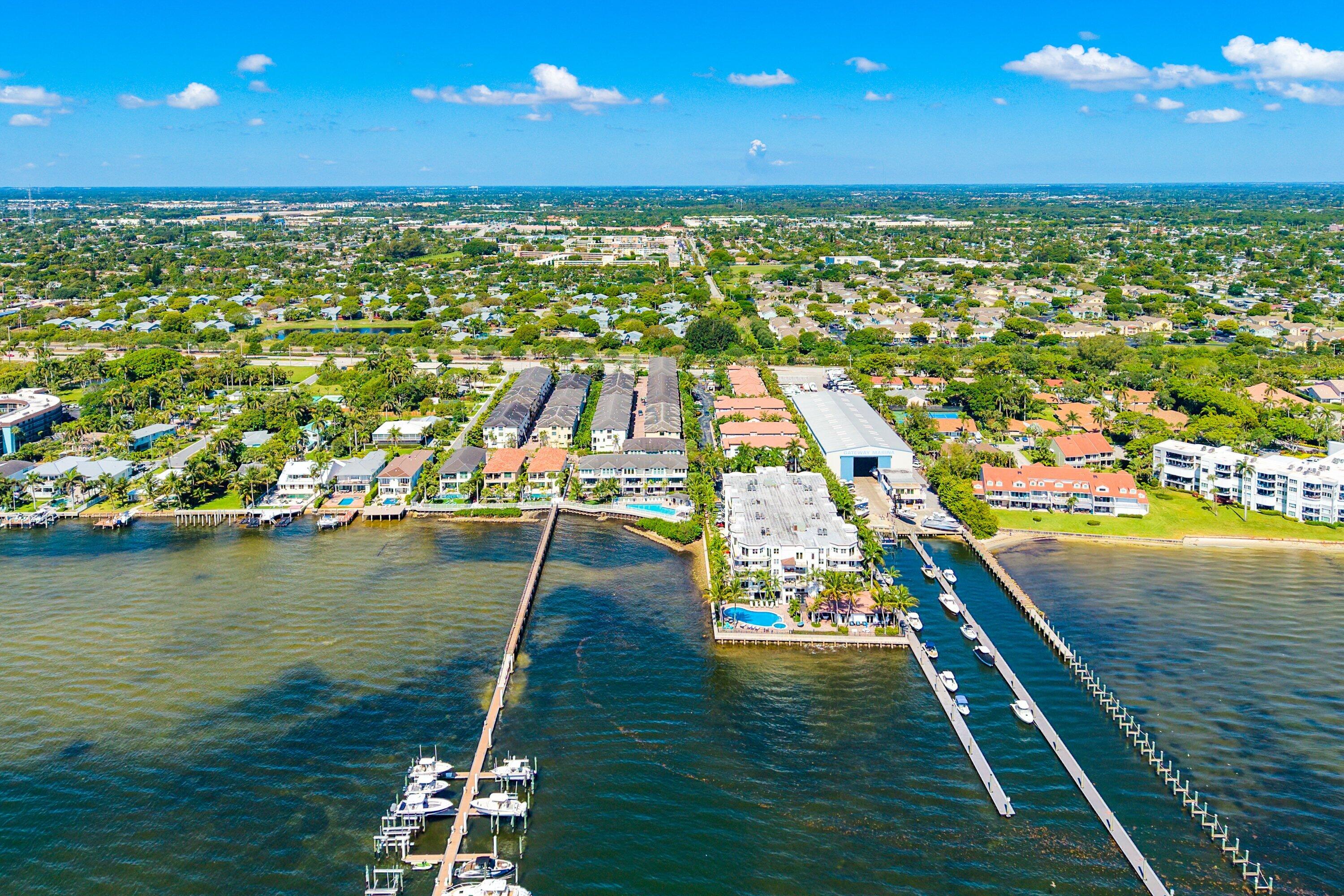 10 Windward, Boynton Beach FL 33435