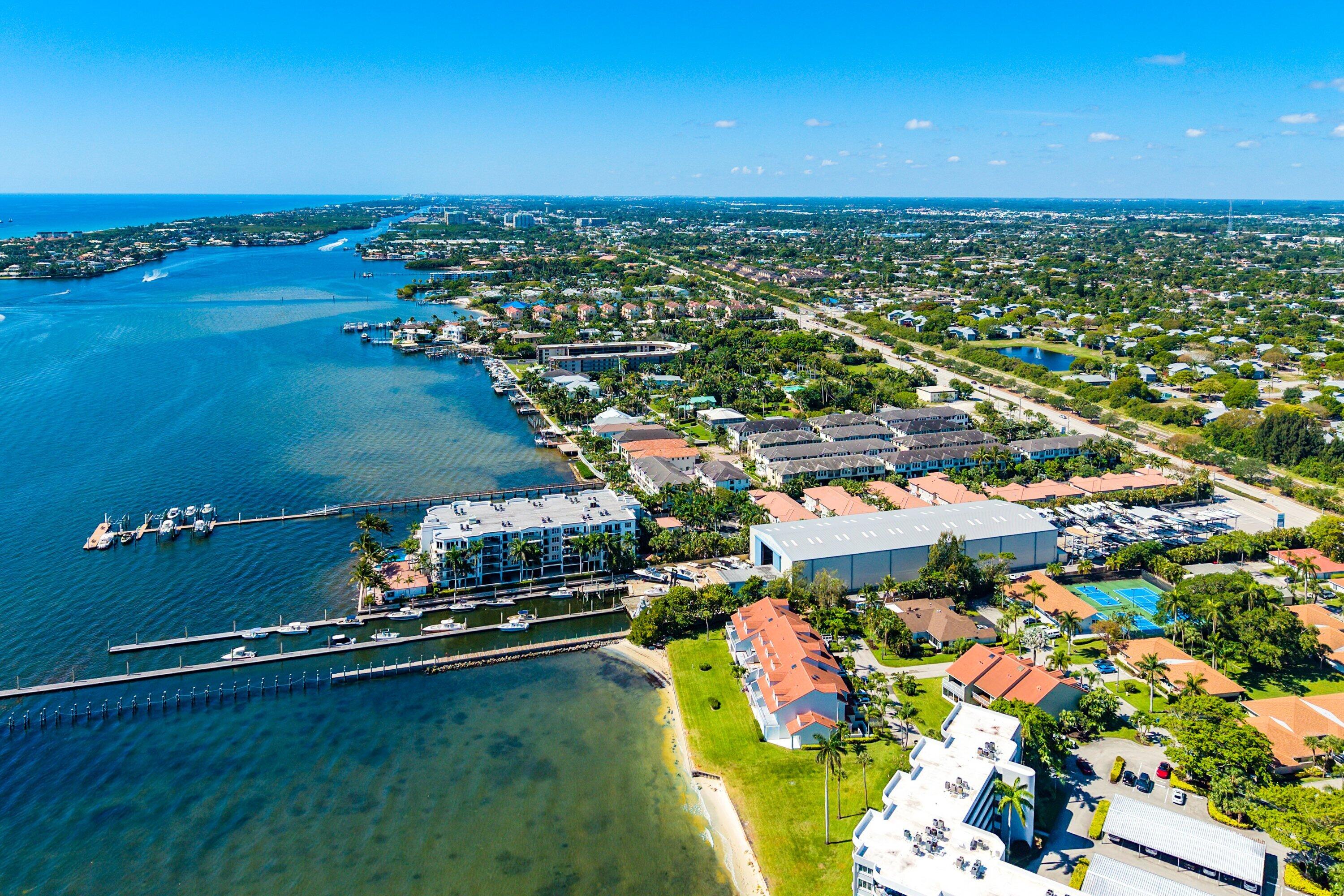 10 Windward, Boynton Beach FL 33435