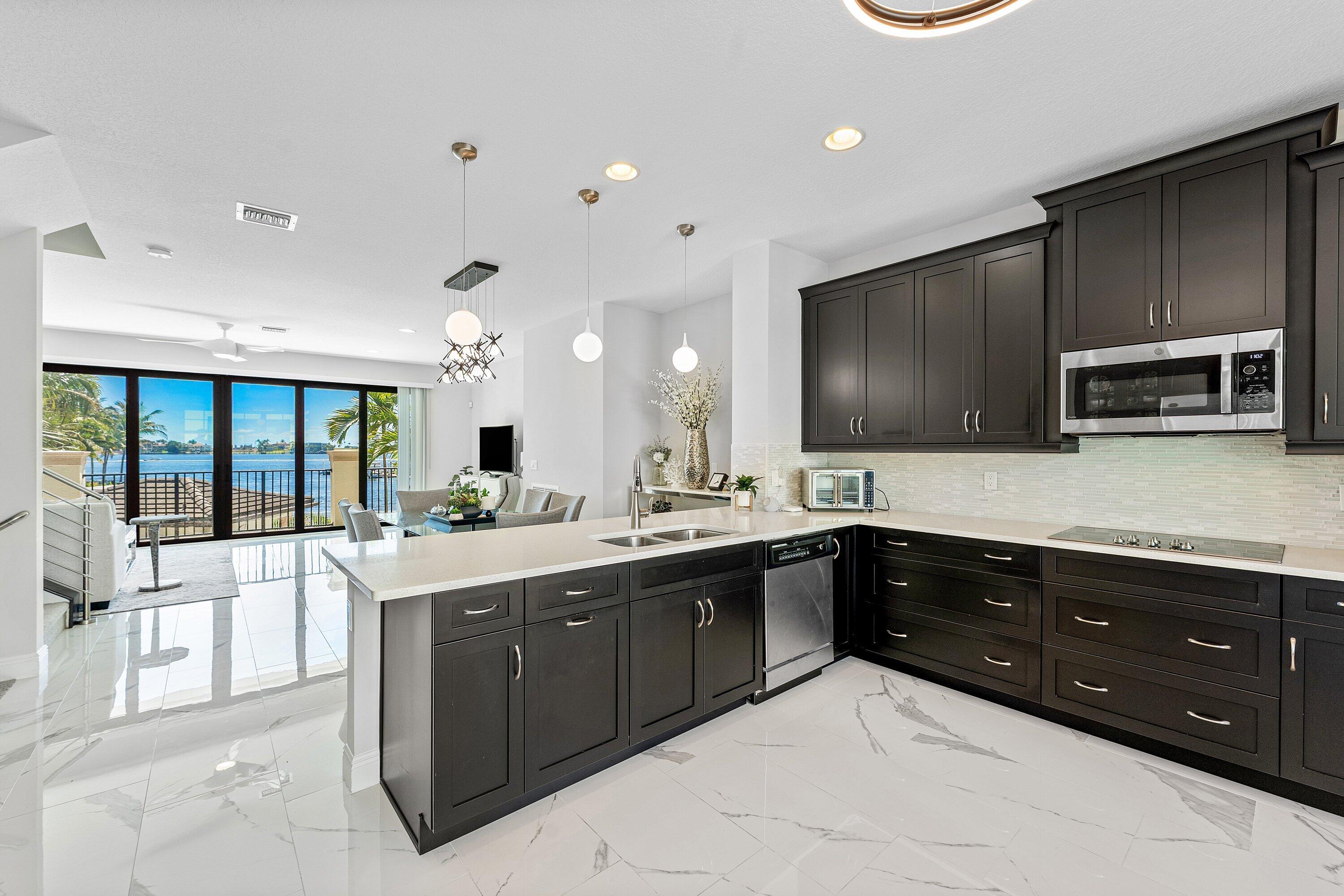 10 Windward, Boynton Beach FL 33435