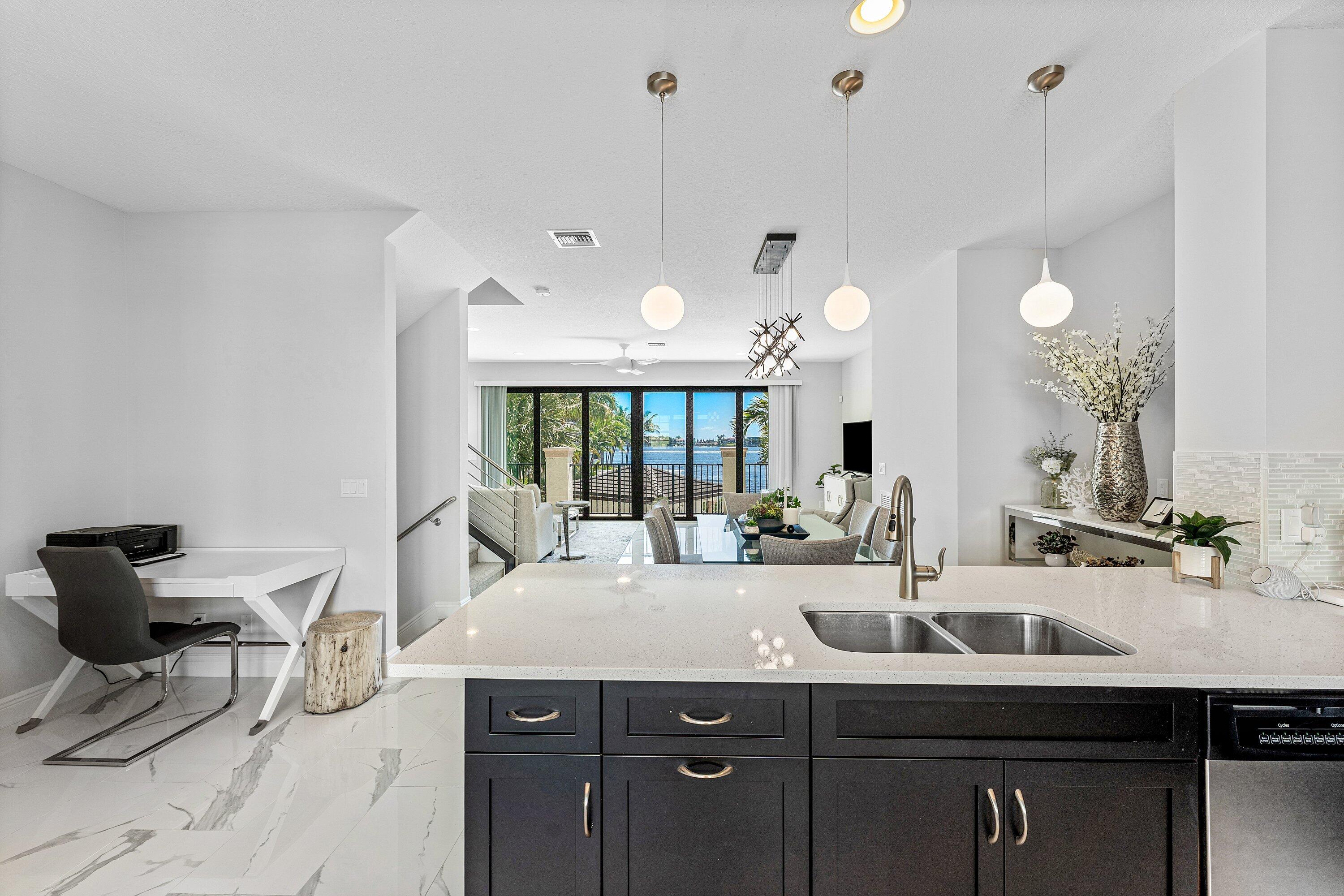 10 Windward, Boynton Beach FL 33435