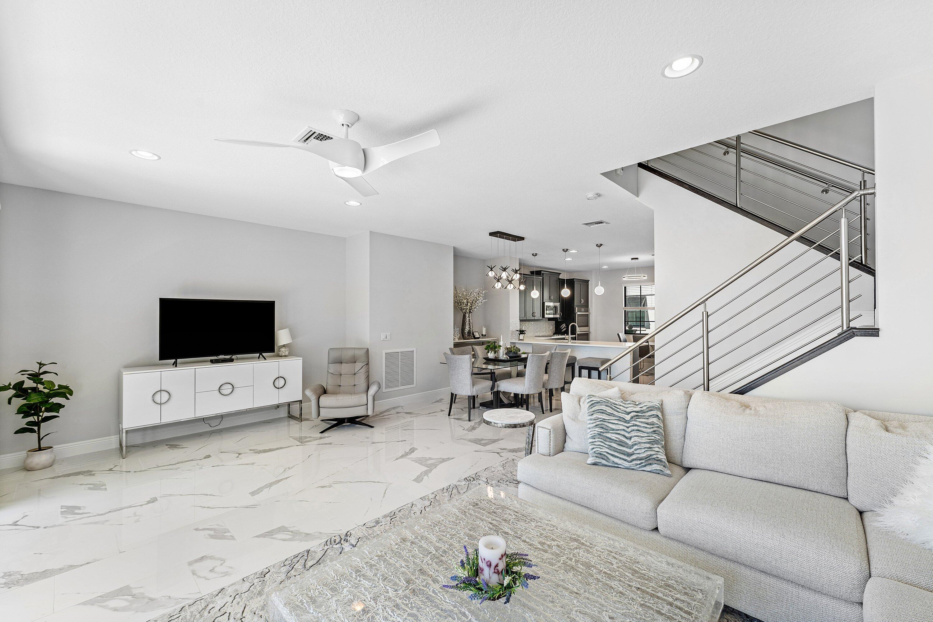 10 Windward, Boynton Beach FL 33435