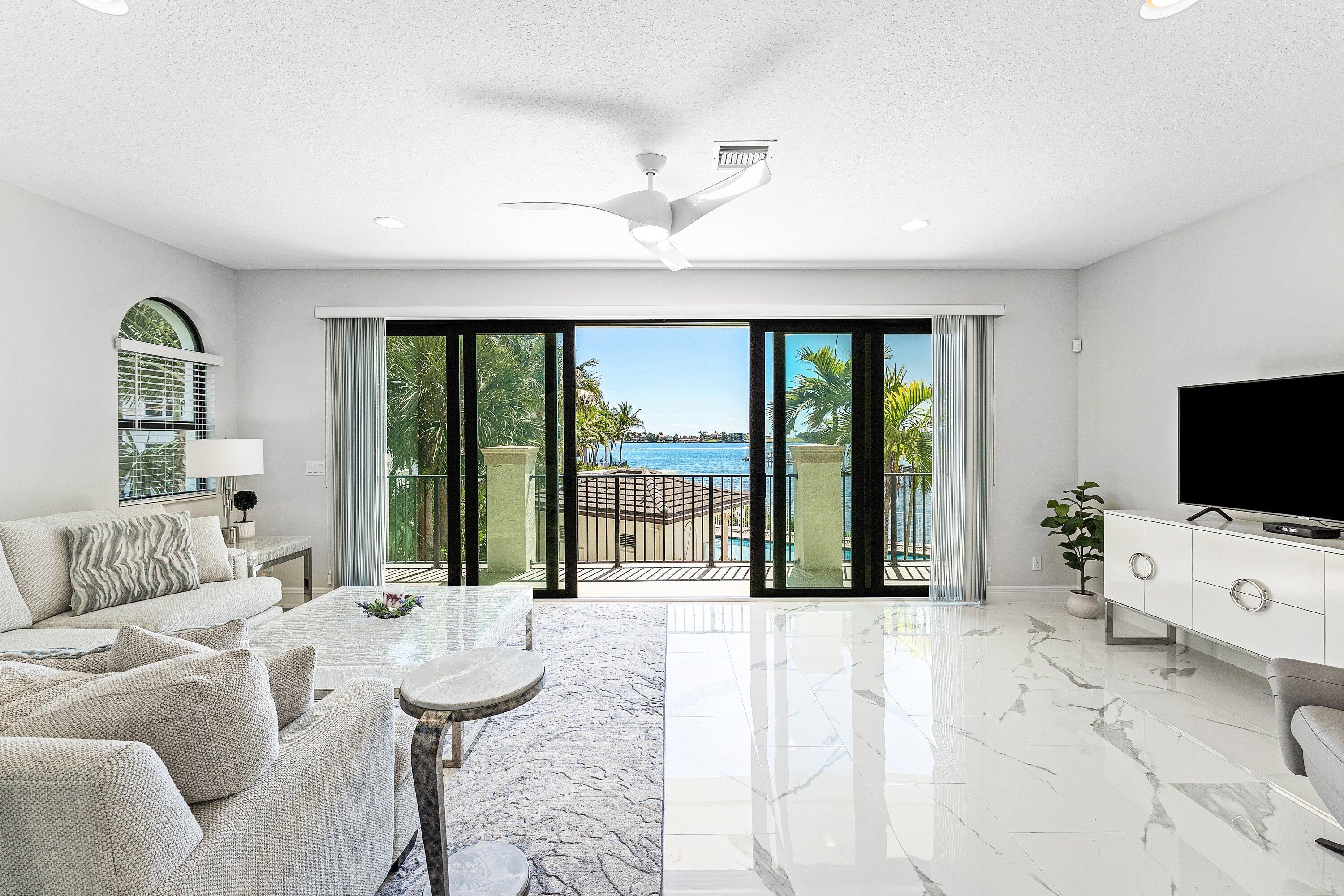 10 Windward, Boynton Beach FL 33435