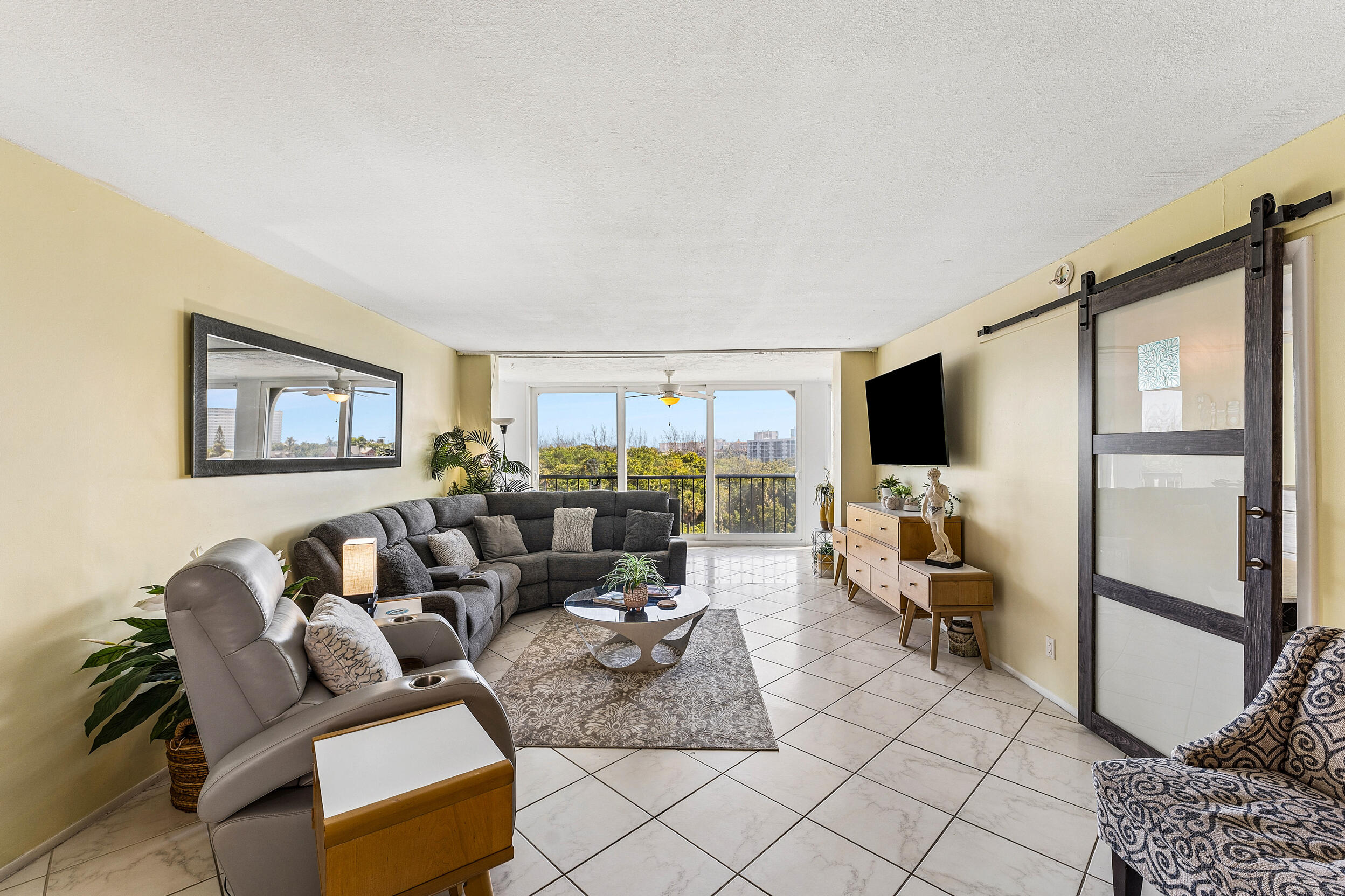 1631 Riverview #505, Deerfield Beach FL 33441