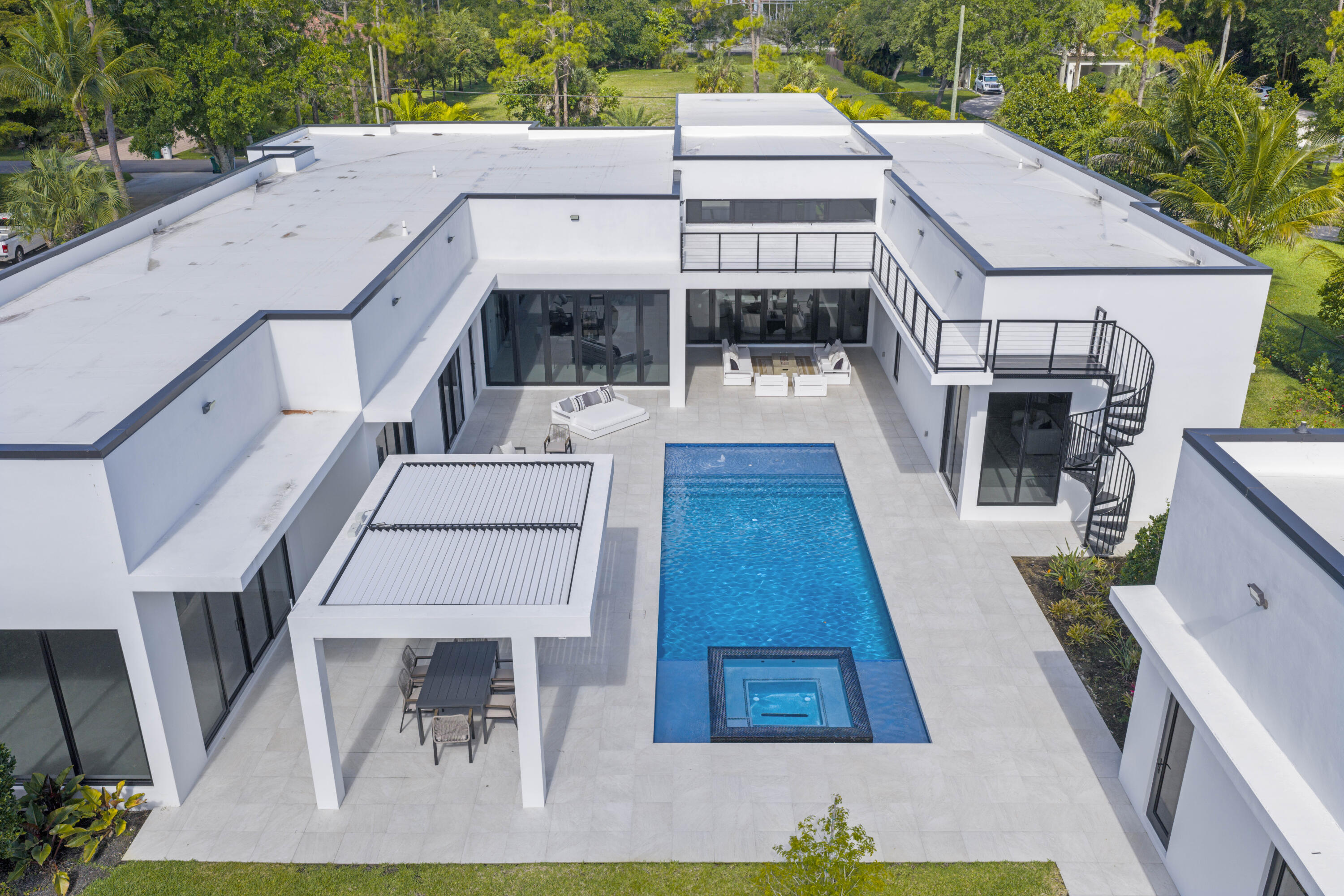 6676 NW 66th, Parkland FL 33067
