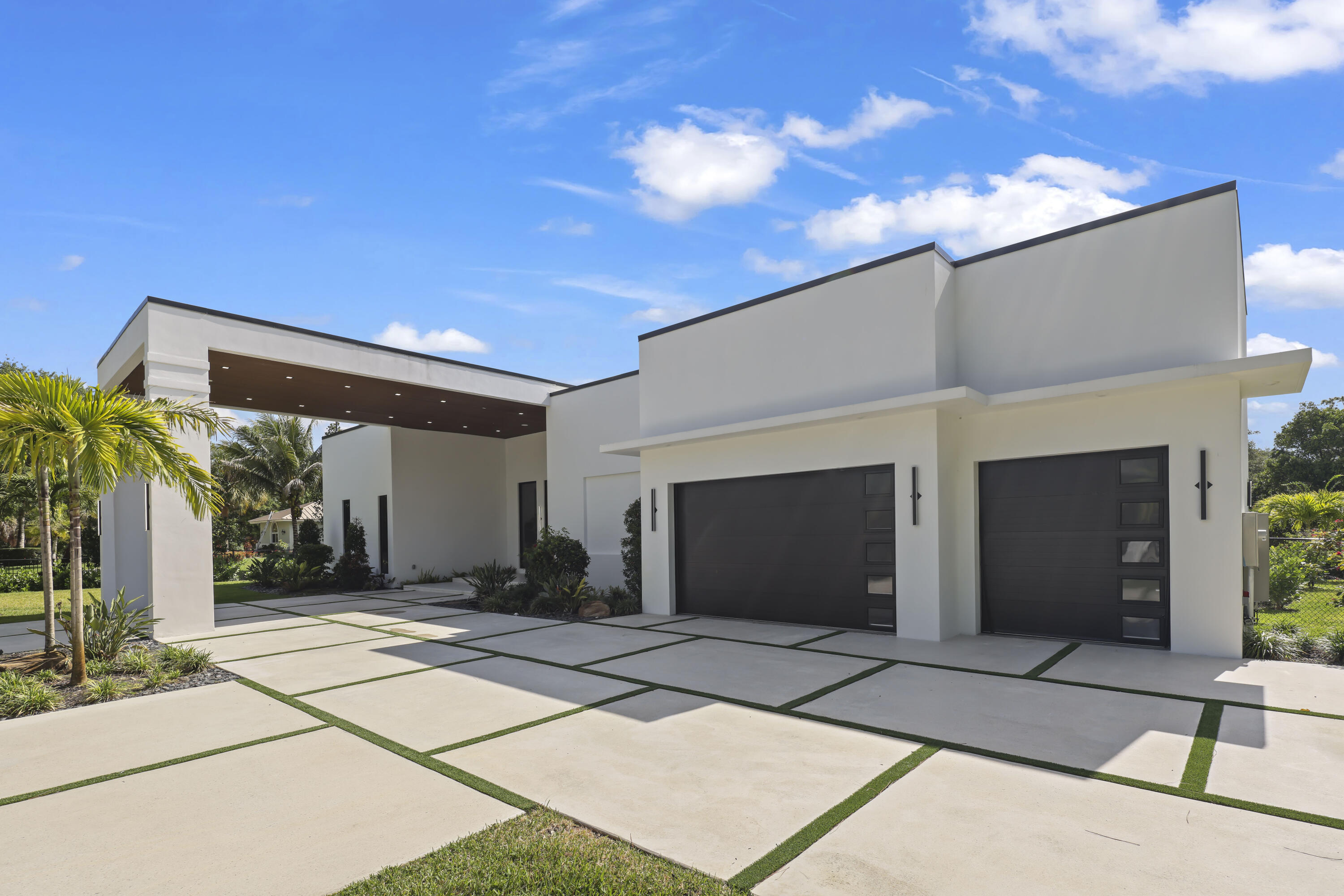 6676 NW 66th, Parkland FL 33067