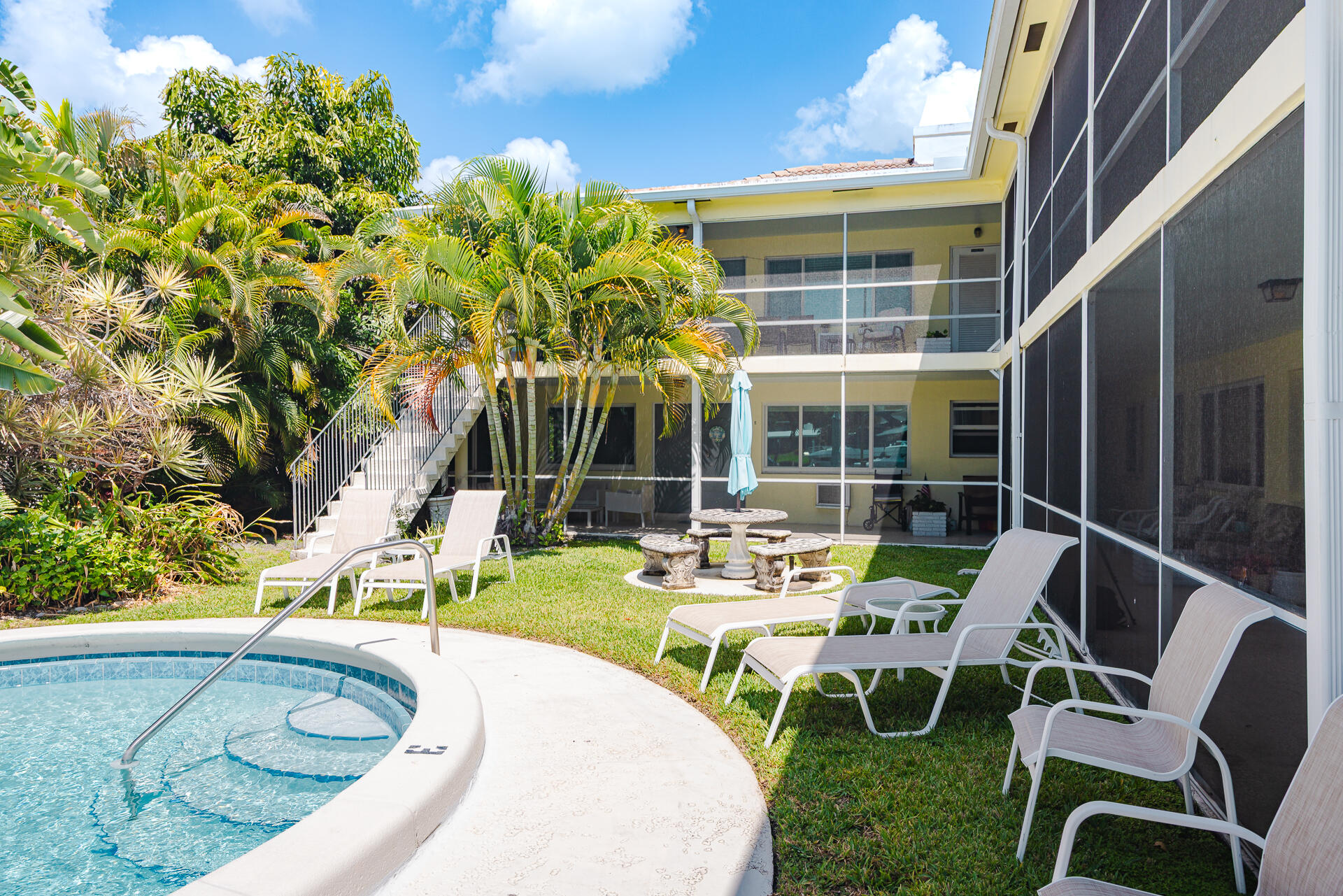 1308 Bayview #1c, Fort Lauderdale FL 33304