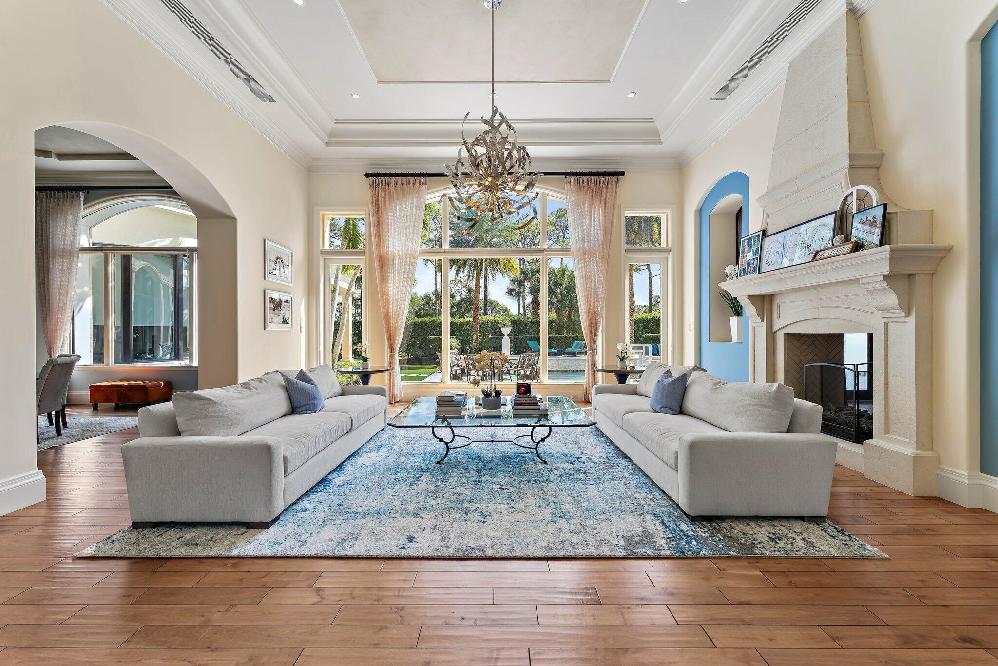 135 W Bears Club, Jupiter FL 33477