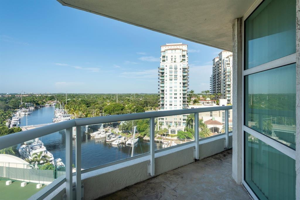 401 SW 4th #1102, Fort Lauderdale FL 33315