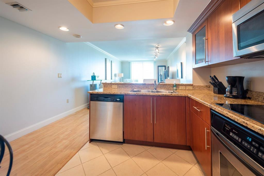 401 SW 4th #1102, Fort Lauderdale FL 33315