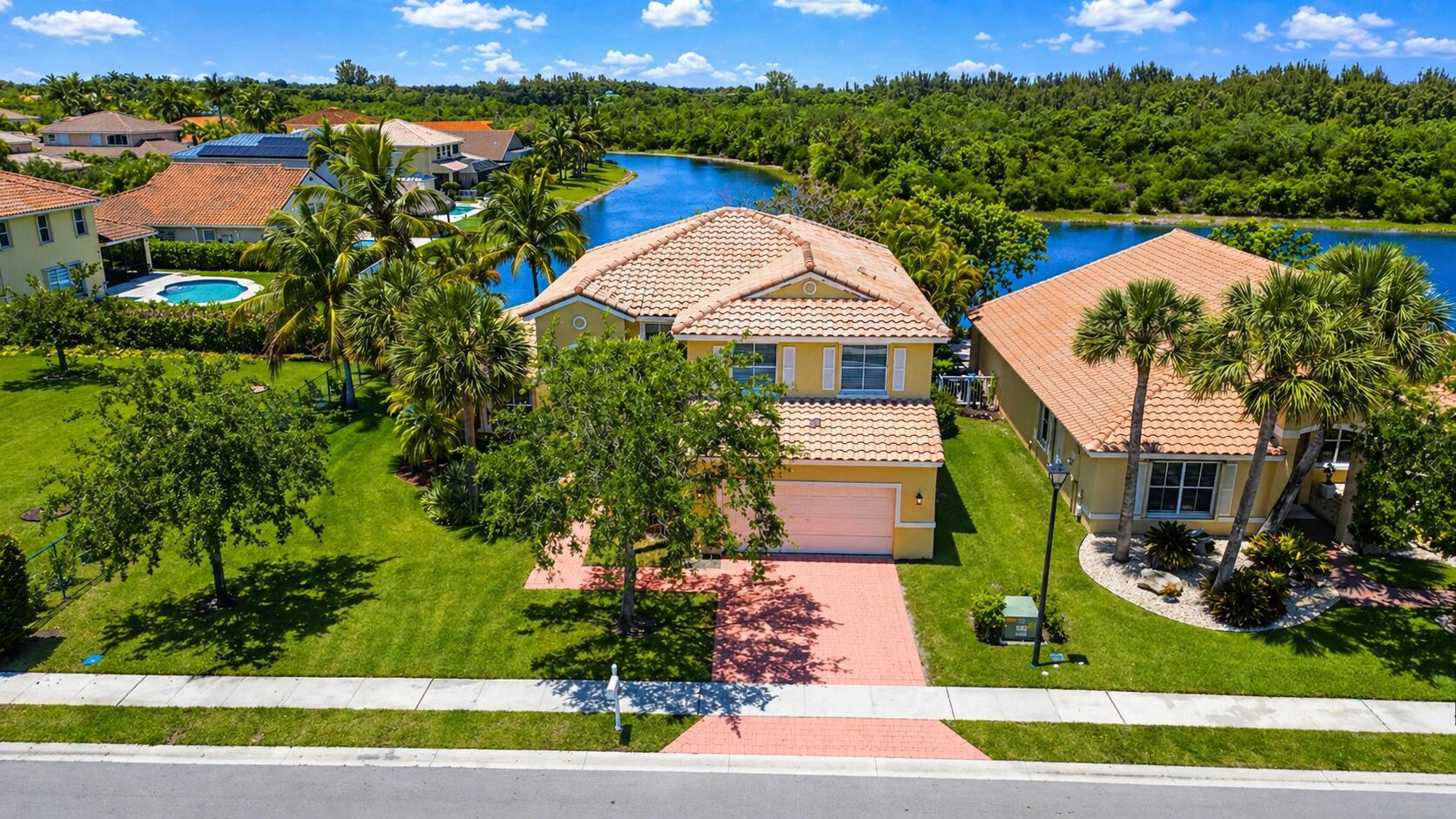 740 SW 191st, Pembroke Pines FL 33029