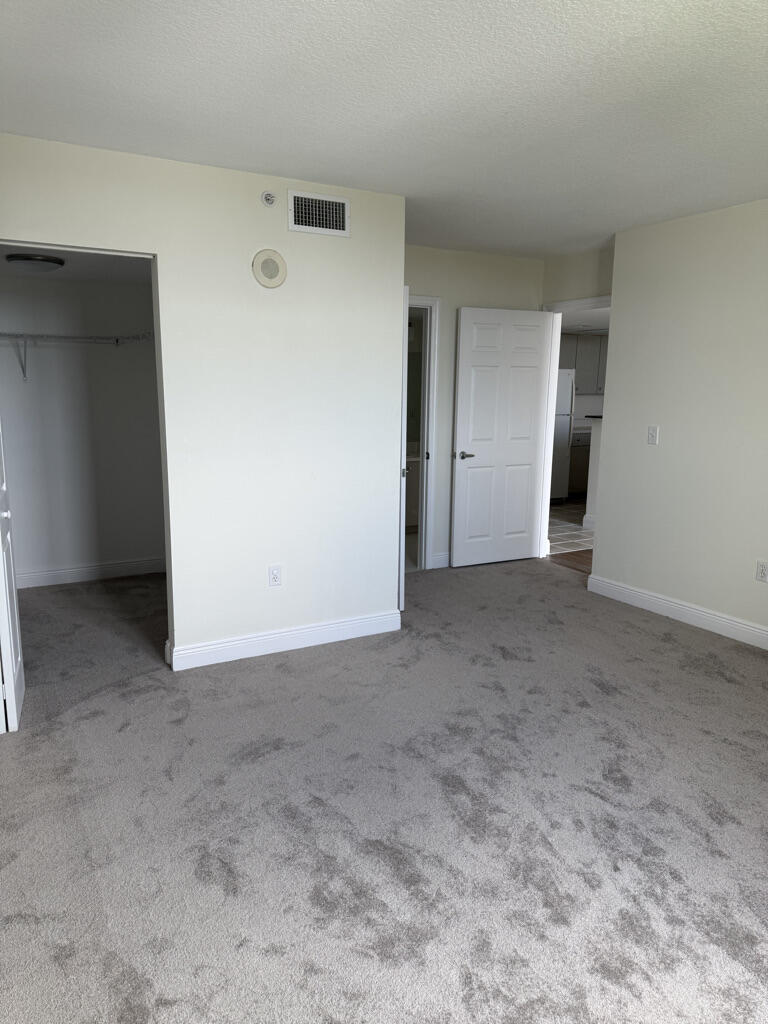 3000 Coral #1007, Miami FL 33145