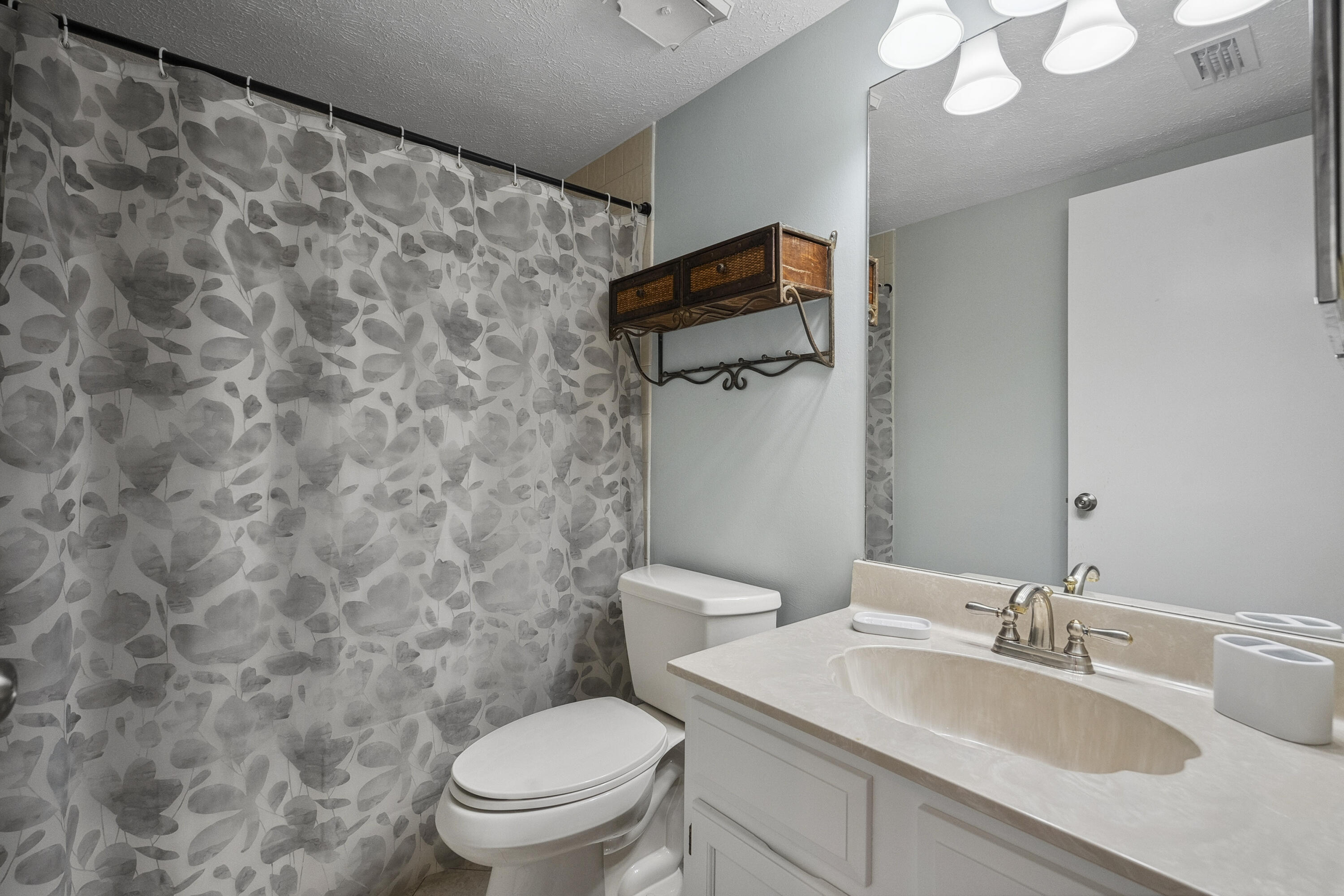 5300 SE Schooner Oaks, Stuart FL 34997