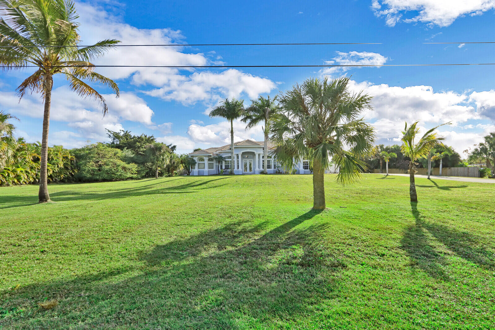 16146 N 72nd Dr, Palm Beach Gardens FL 33418