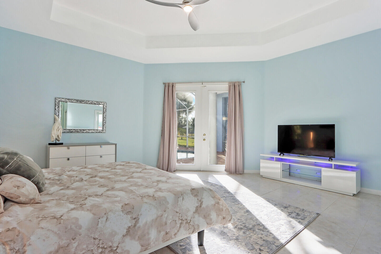 16146 N 72nd Dr, Palm Beach Gardens FL 33418