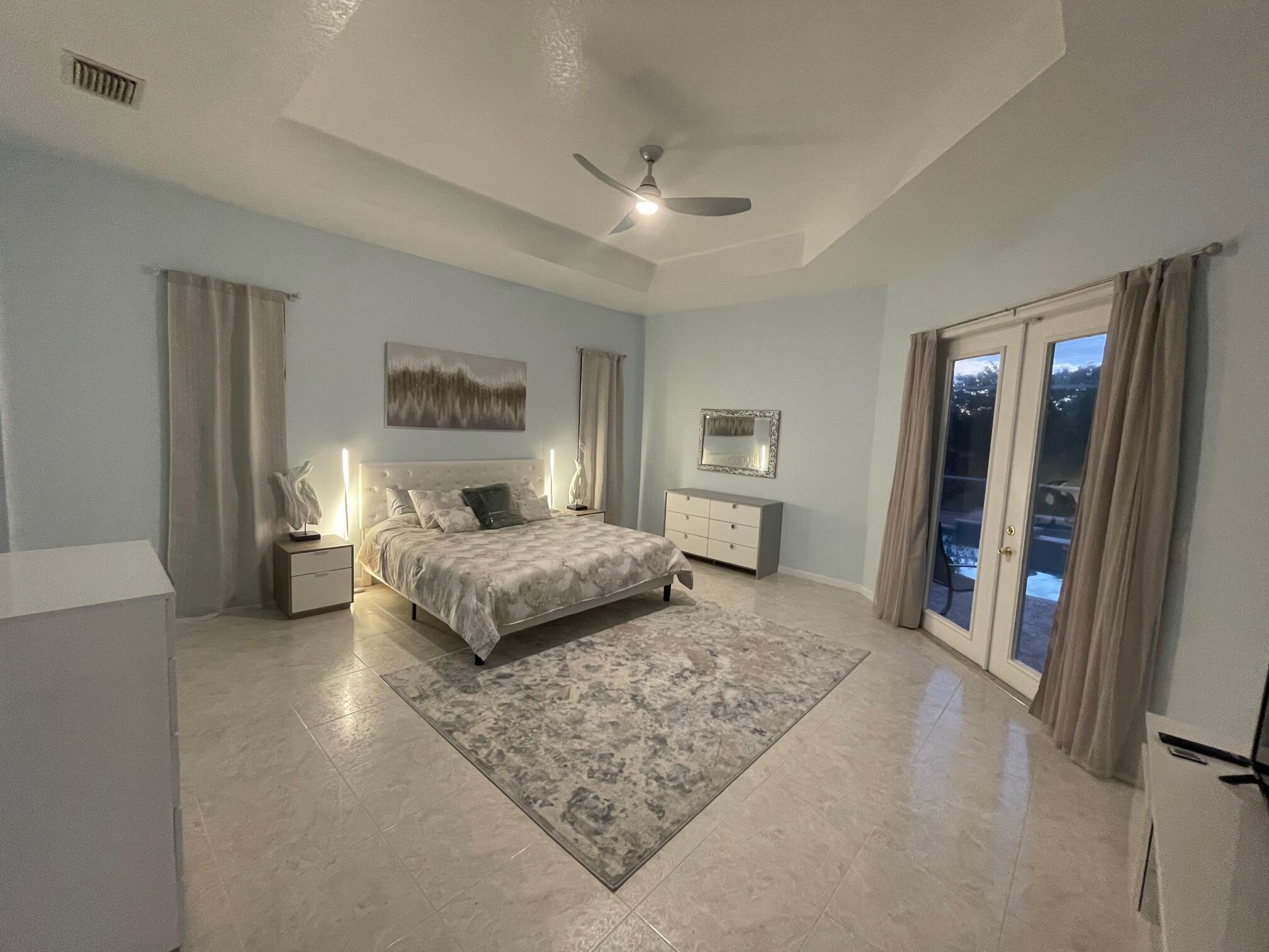 16146 N 72nd Dr, Palm Beach Gardens FL 33418