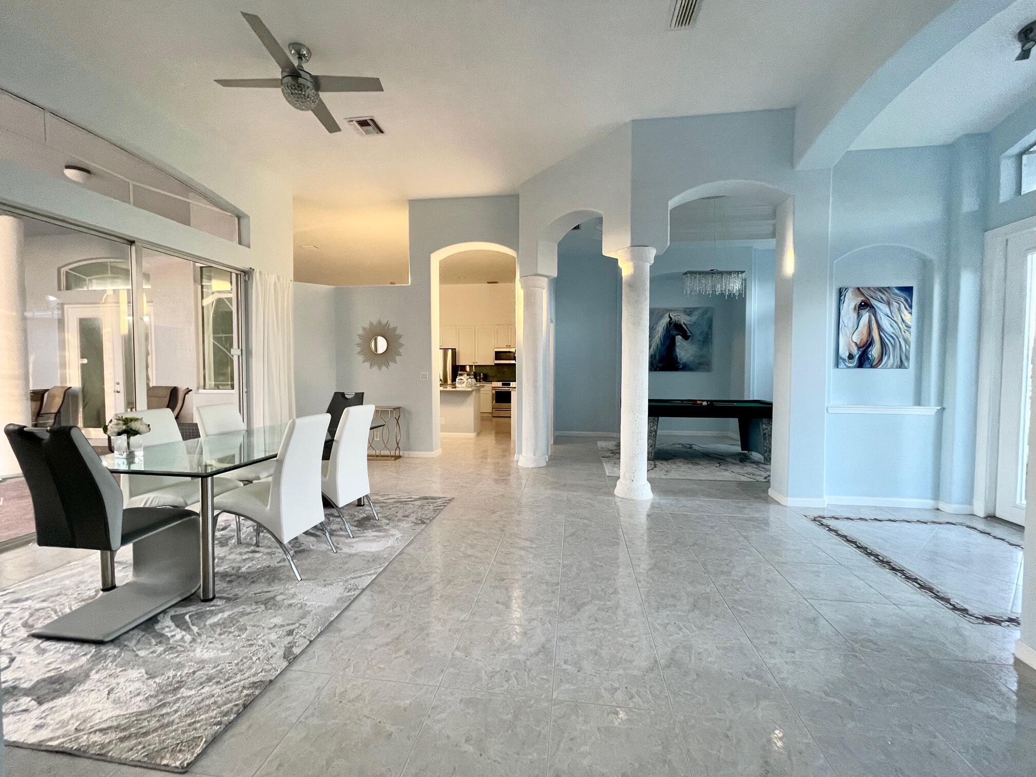 16146 N 72nd Dr, Palm Beach Gardens FL 33418