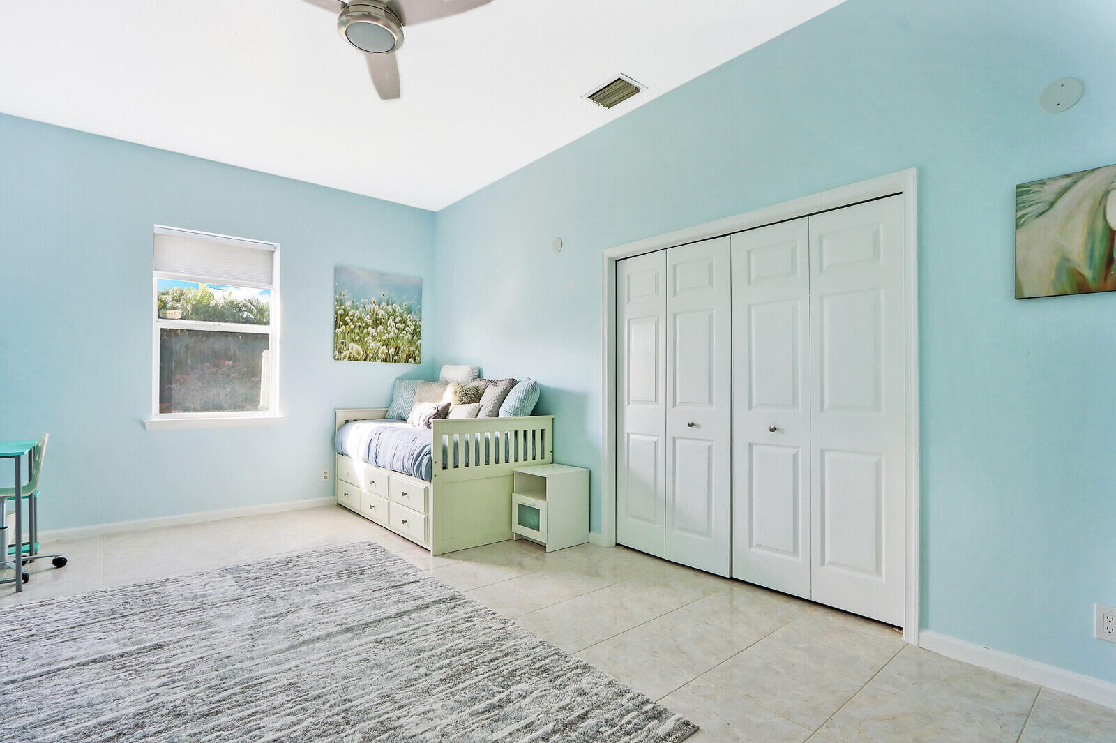 16146 N 72nd Dr, Palm Beach Gardens FL 33418