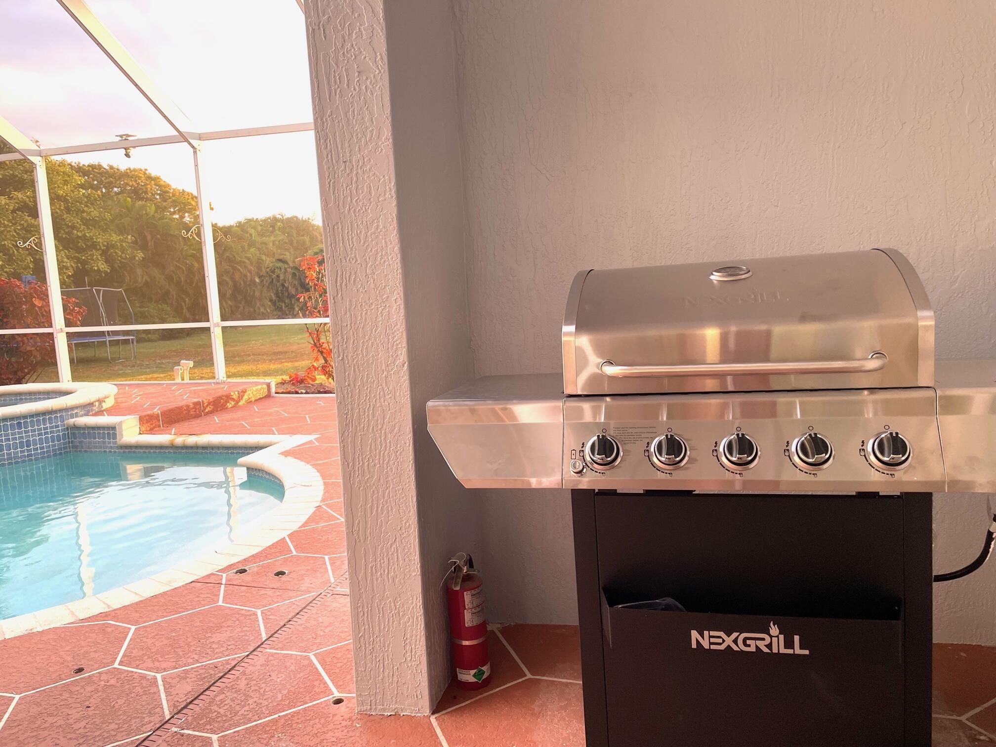 16146 N 72nd Dr, Palm Beach Gardens FL 33418