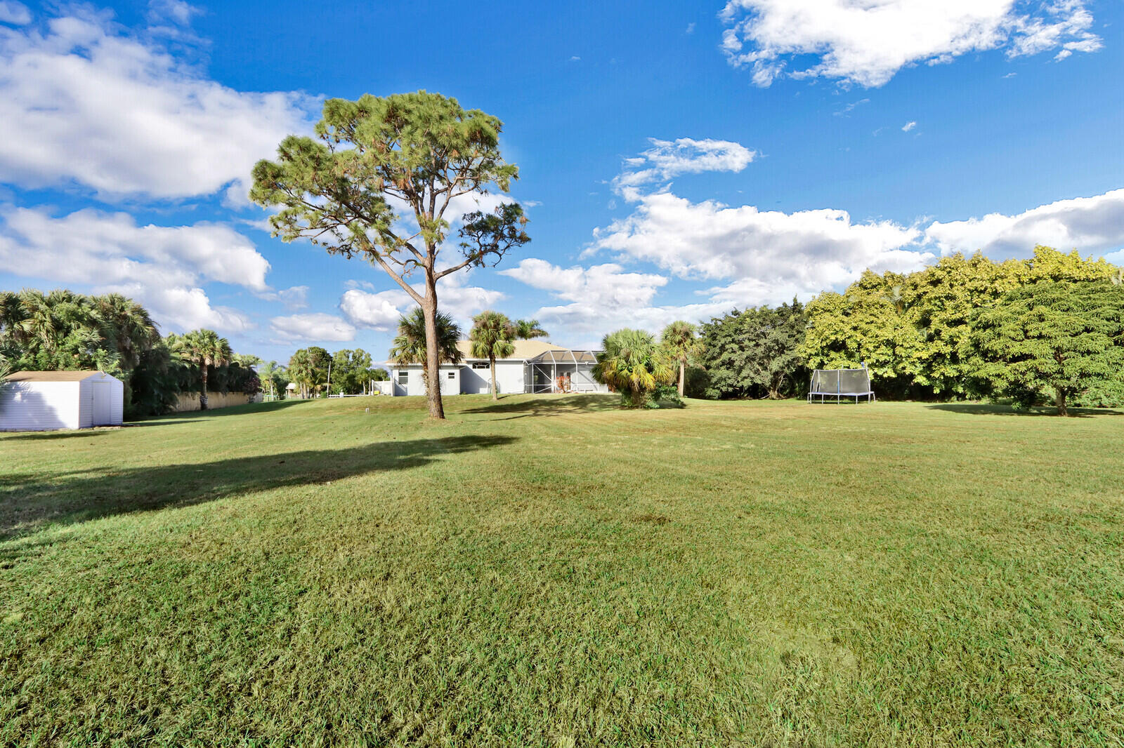 16146 N 72nd Dr, Palm Beach Gardens FL 33418