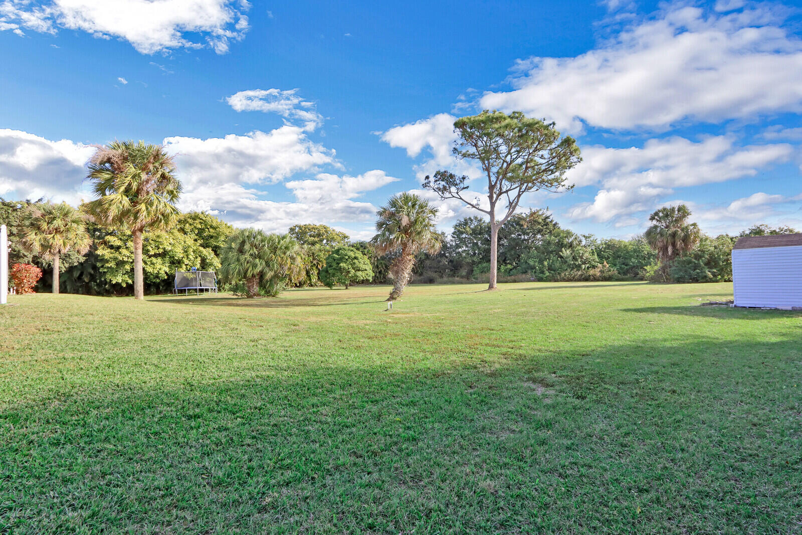 16146 N 72nd Dr, Palm Beach Gardens FL 33418