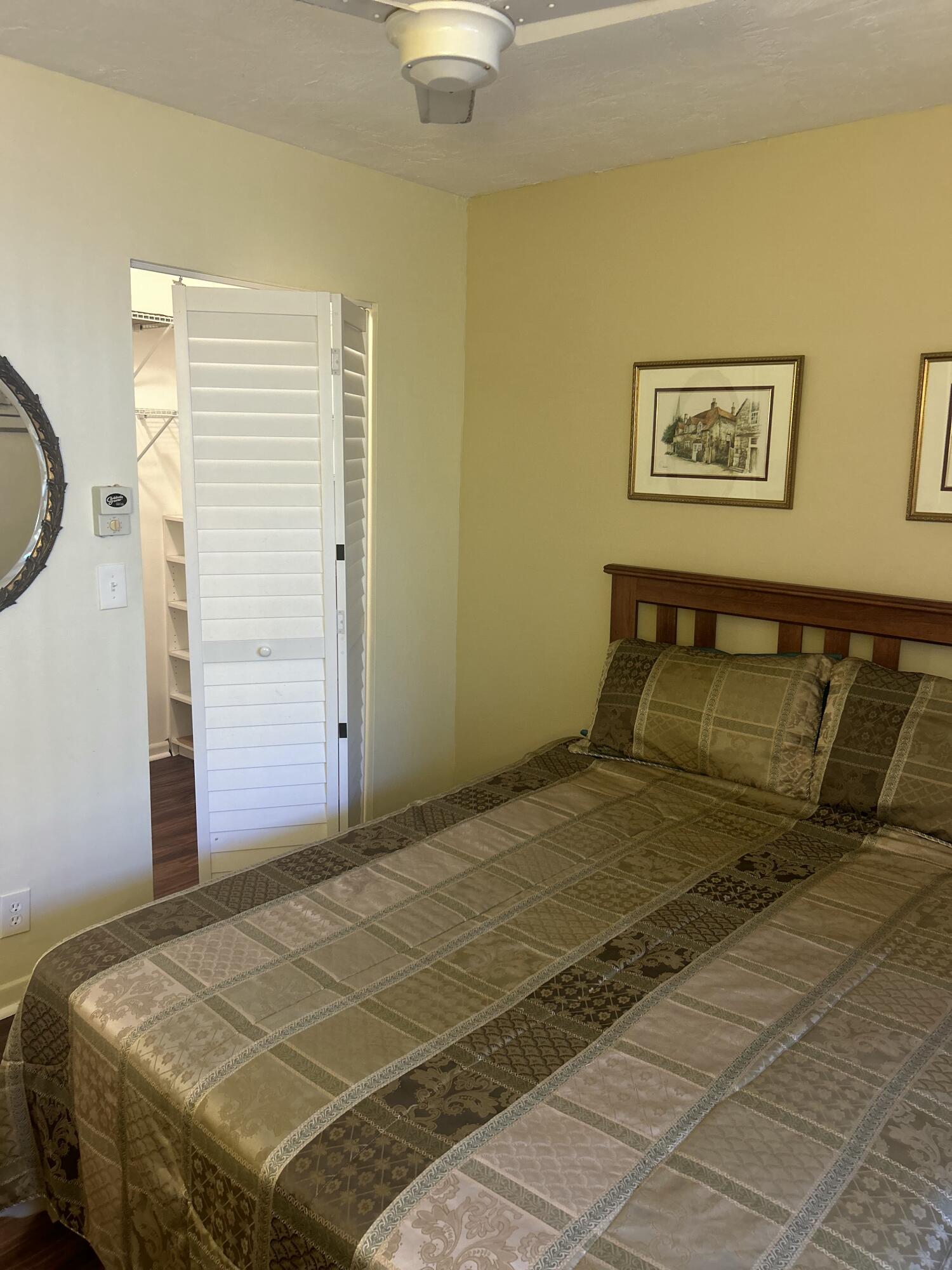 2801 Somerset #201, Lauderdale Lakes FL 33311