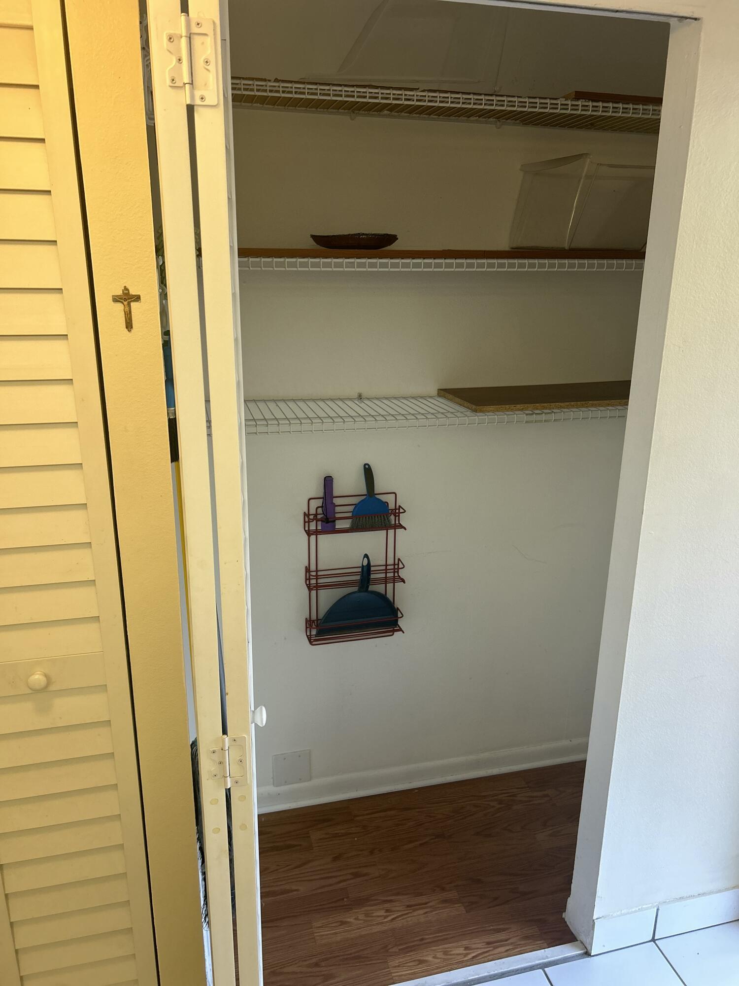 2801 Somerset #201, Lauderdale Lakes FL 33311