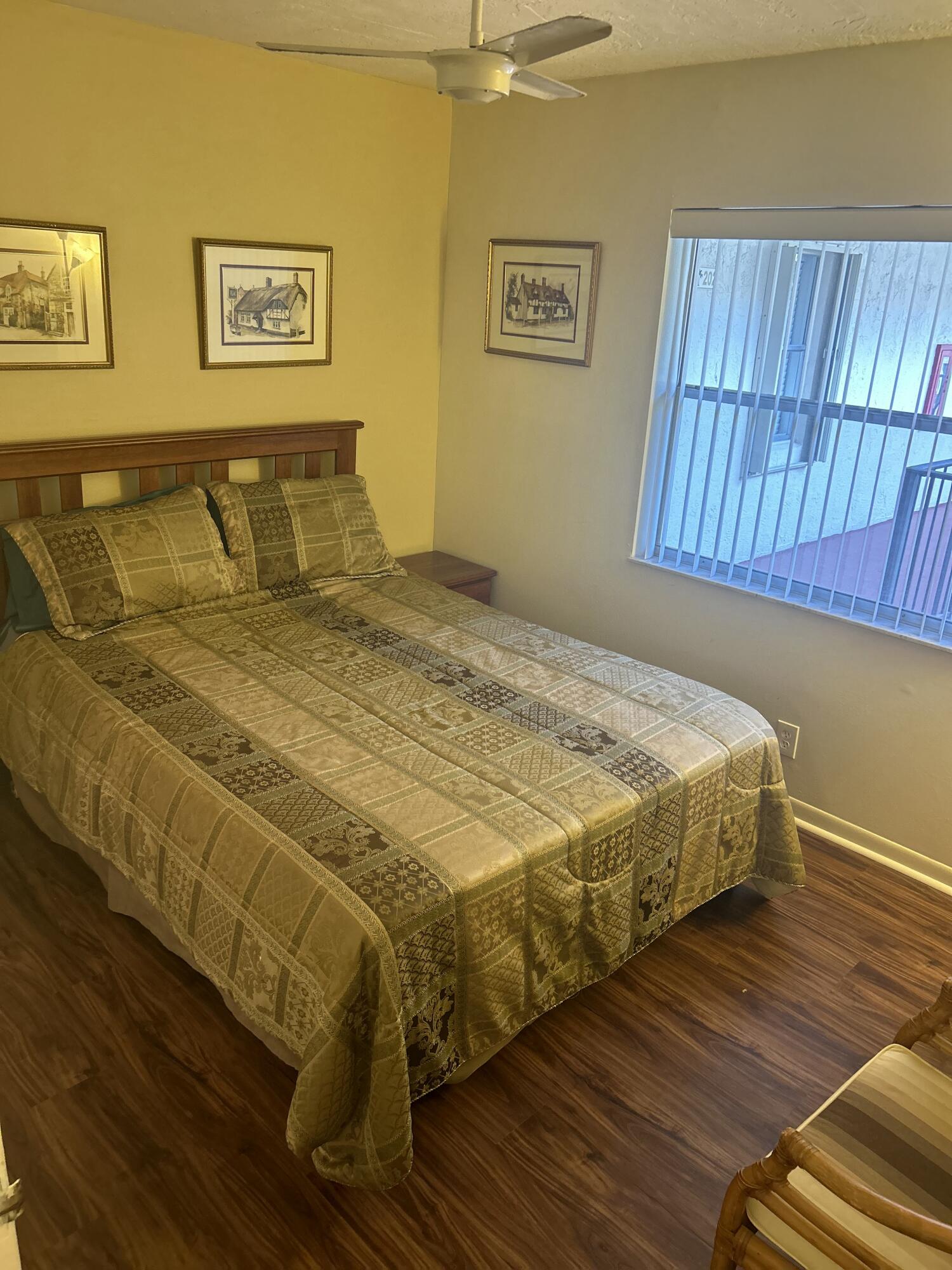 2801 Somerset #201, Lauderdale Lakes FL 33311
