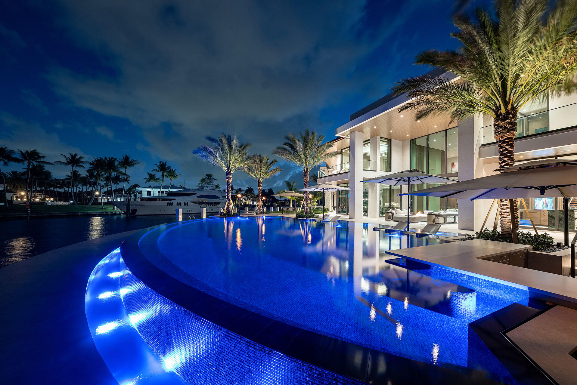2500 E Maya Palm, Boca Raton FL 33432