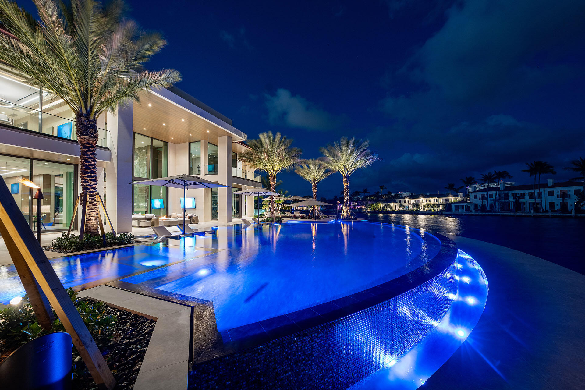 2500 E Maya Palm, Boca Raton FL 33432