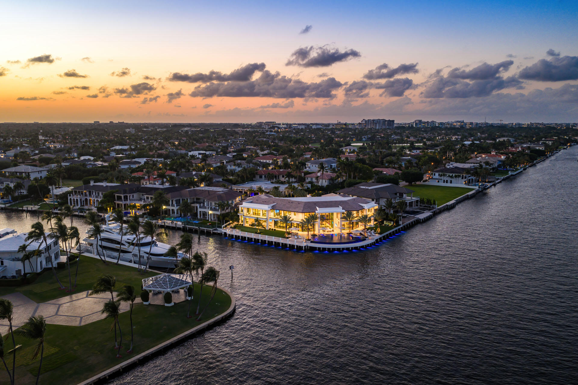 2500 E Maya Palm, Boca Raton FL 33432