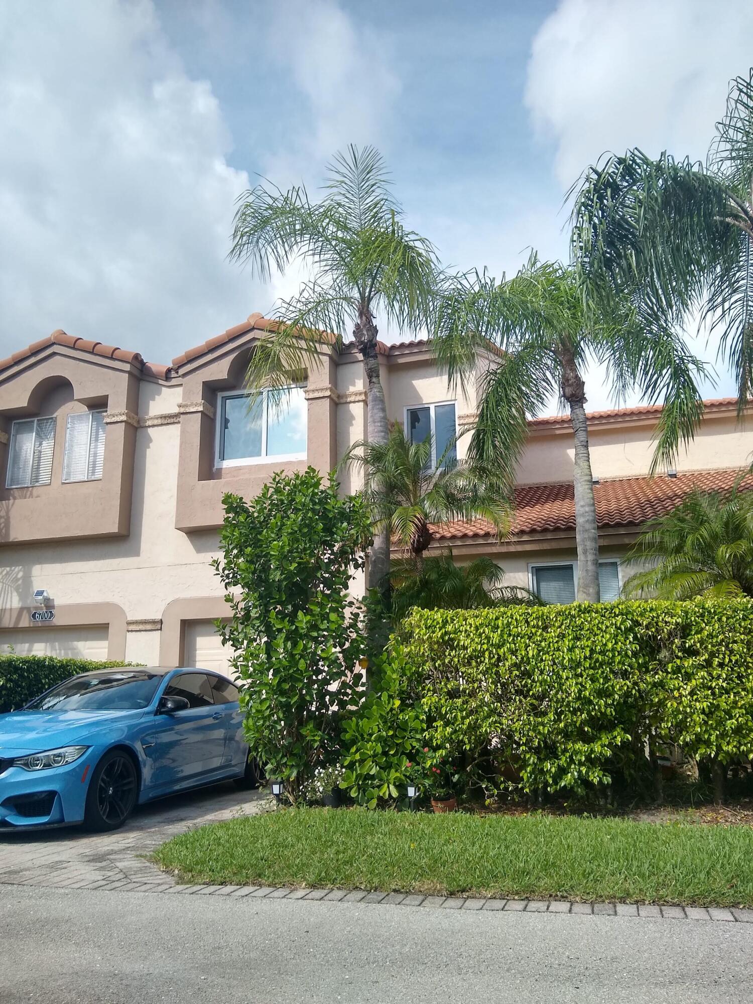 6698 Via  Regina, Boca Raton FL 33433