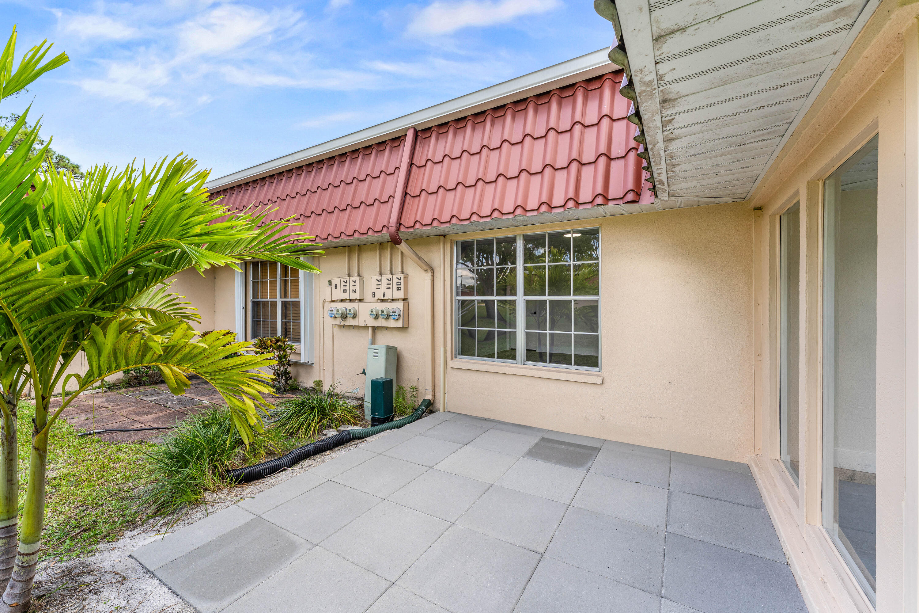 711 Laconia #B, , FL 33467