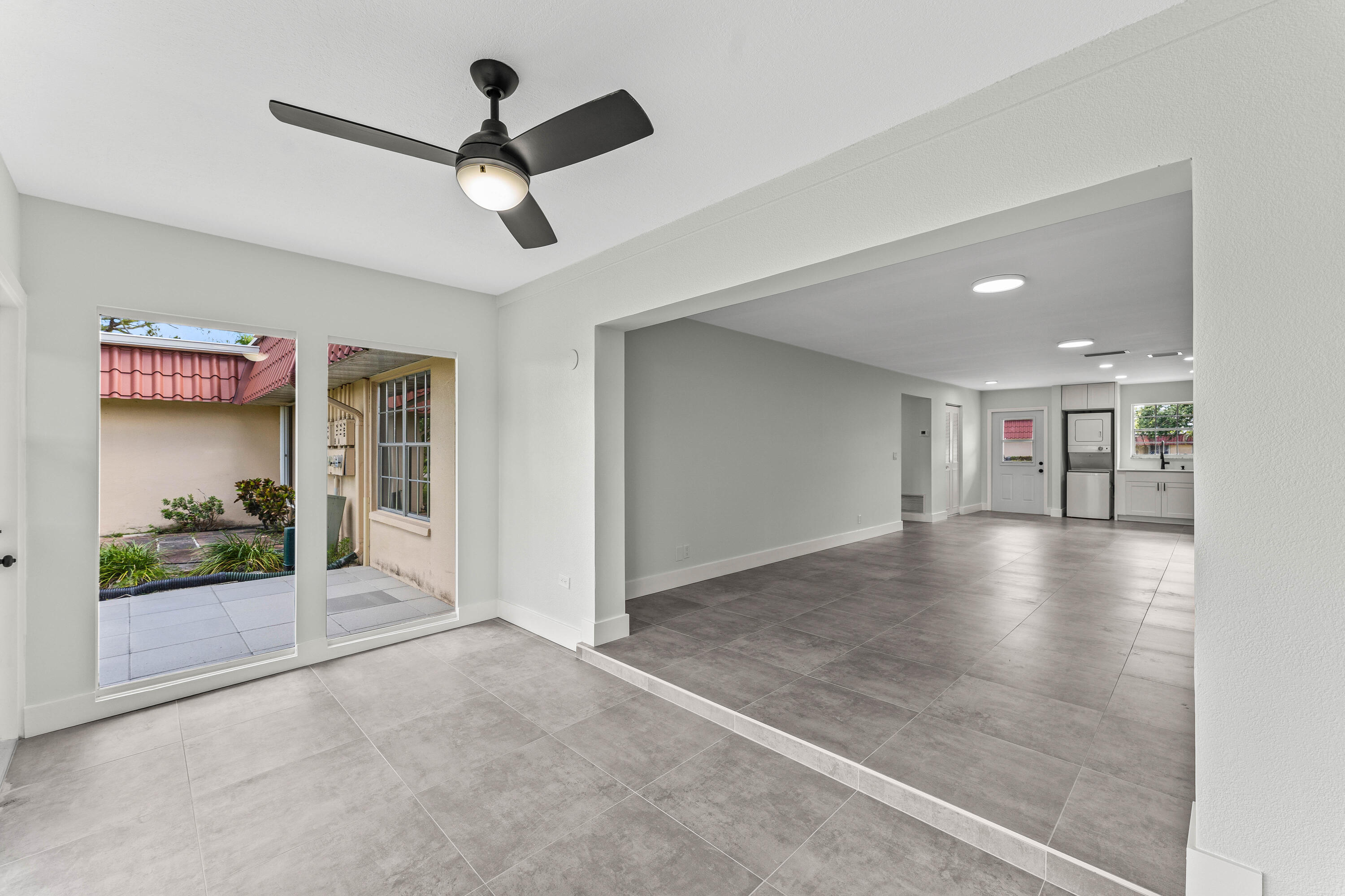 711 Laconia #B, , FL 33467