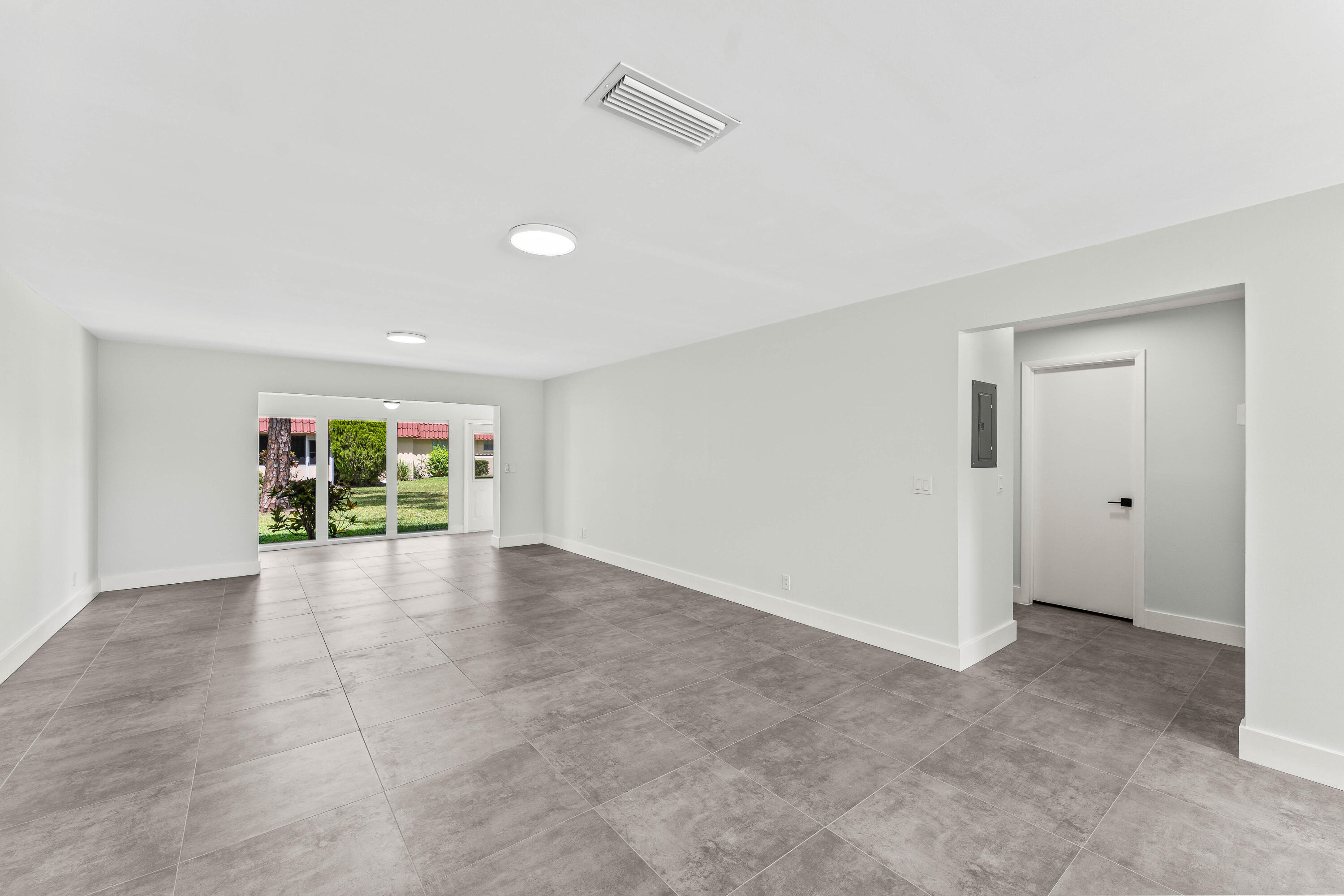 711 Laconia #B, , FL 33467