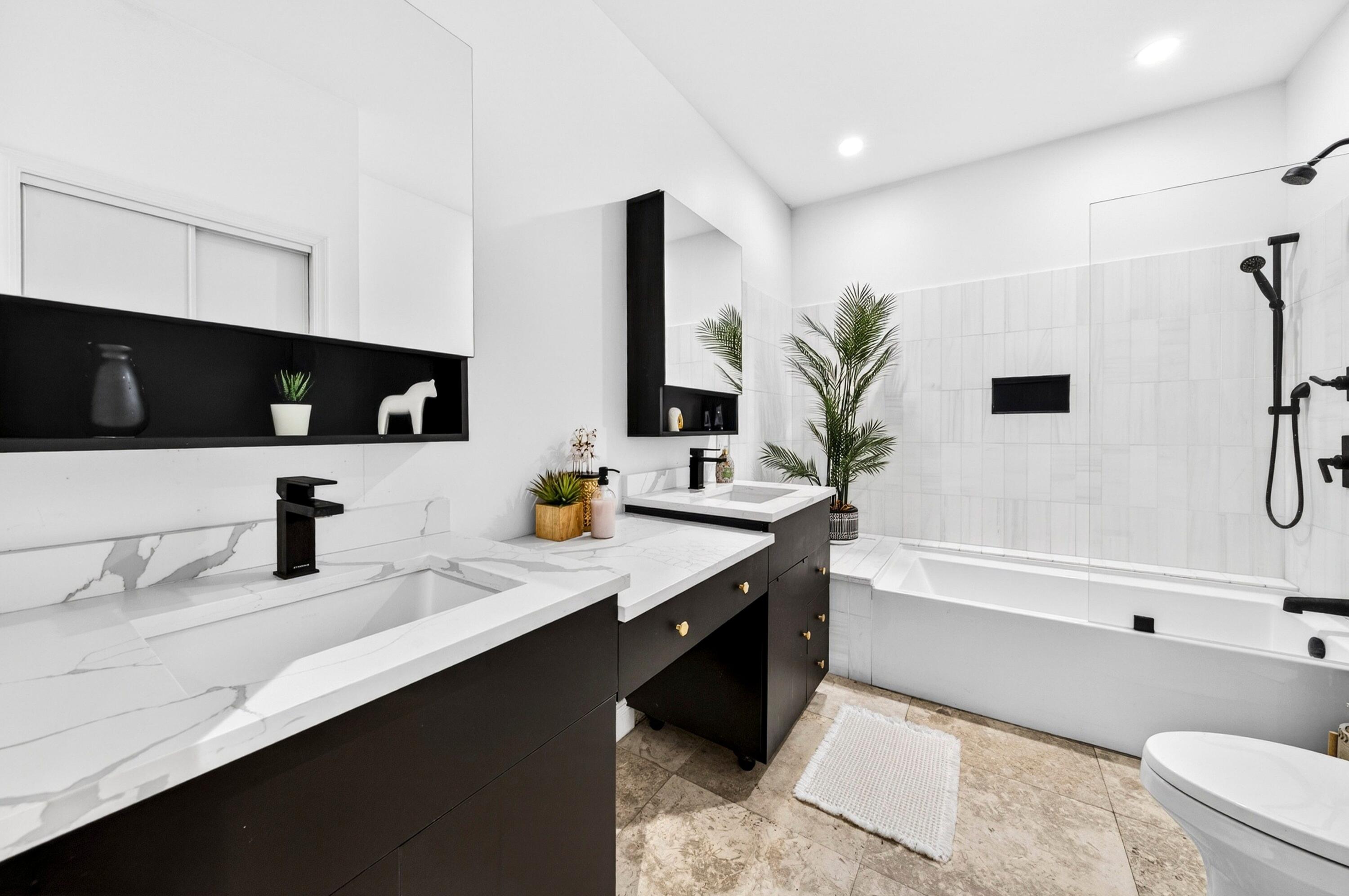 7031 Ventura, Parkland FL 33067