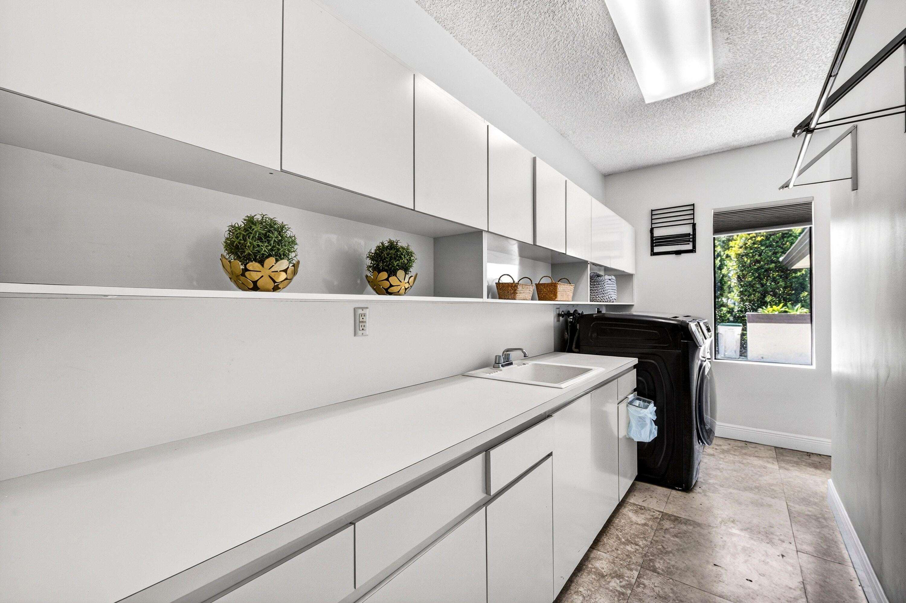 7031 Ventura, Parkland FL 33067
