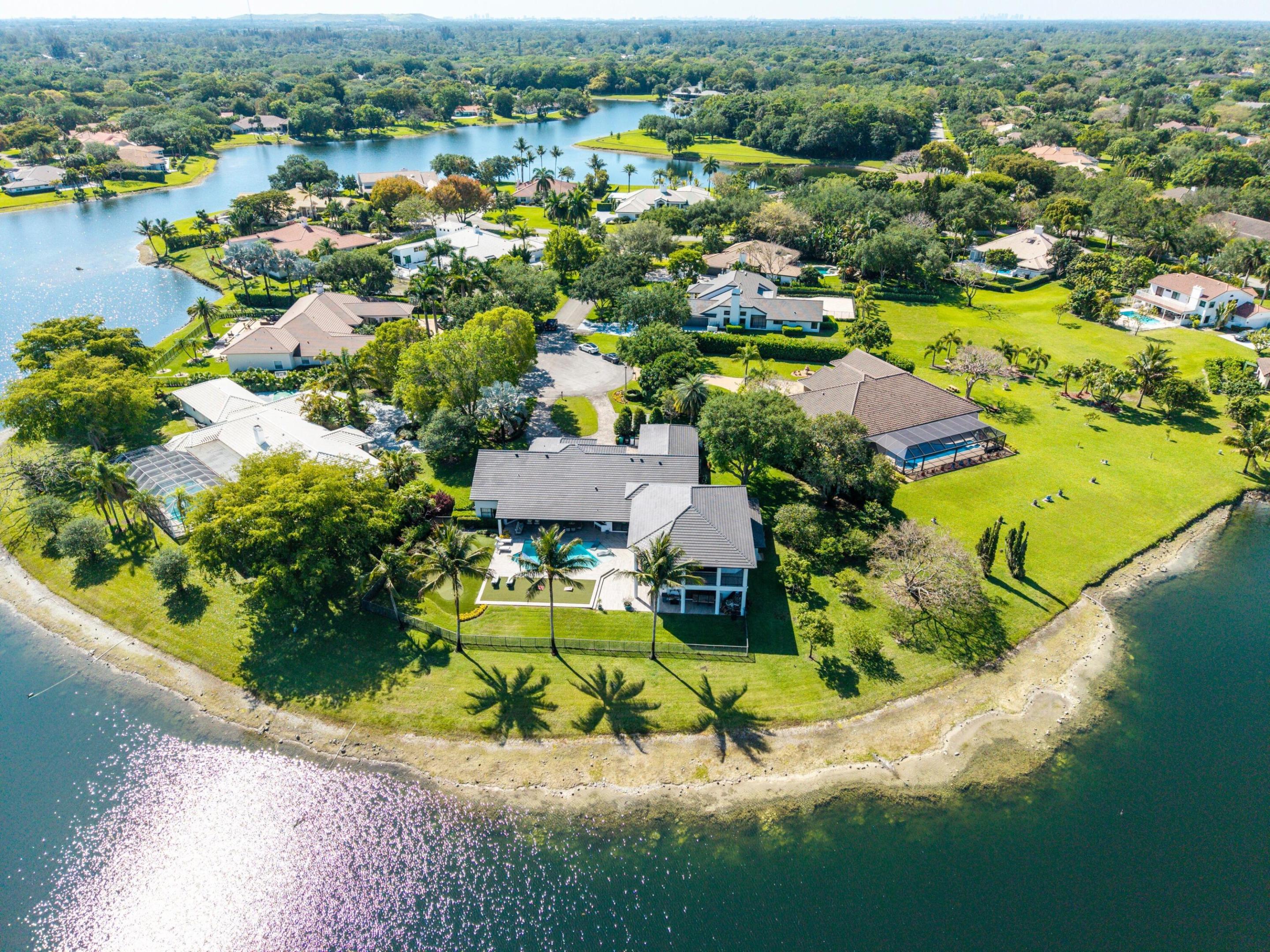 7031 Ventura, Parkland FL 33067