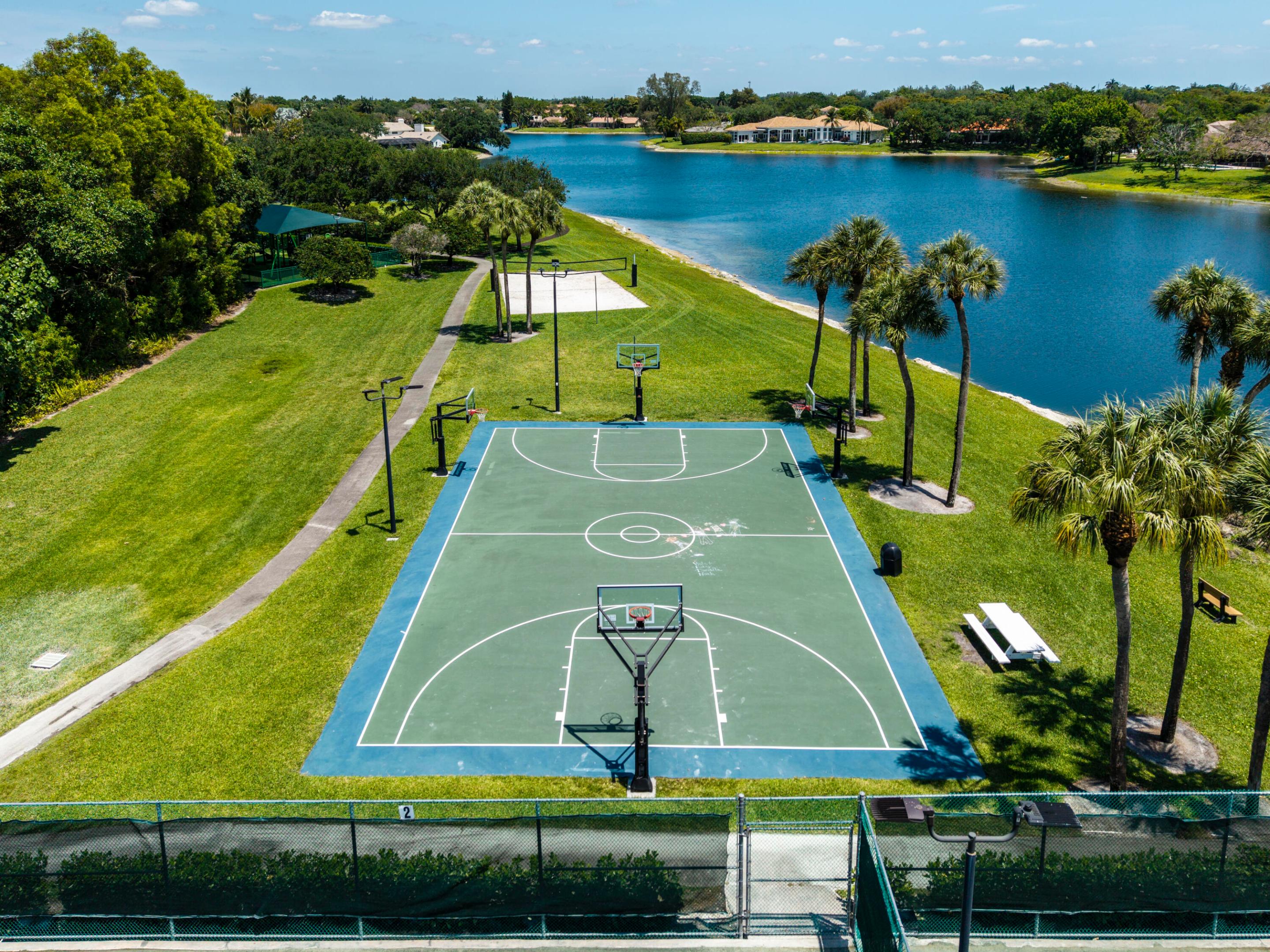 7031 Ventura, Parkland FL 33067