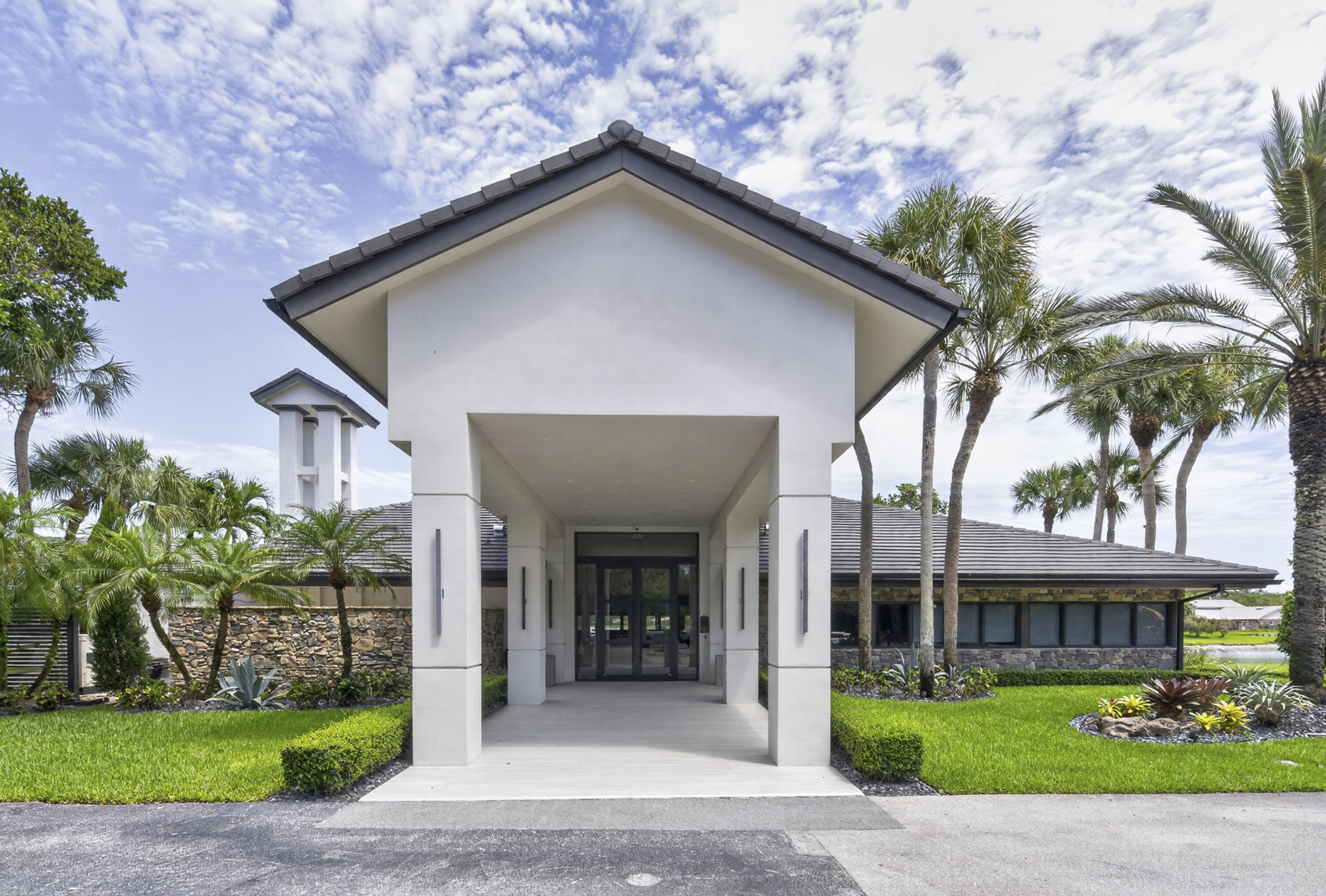 7031 Ventura, Parkland FL 33067