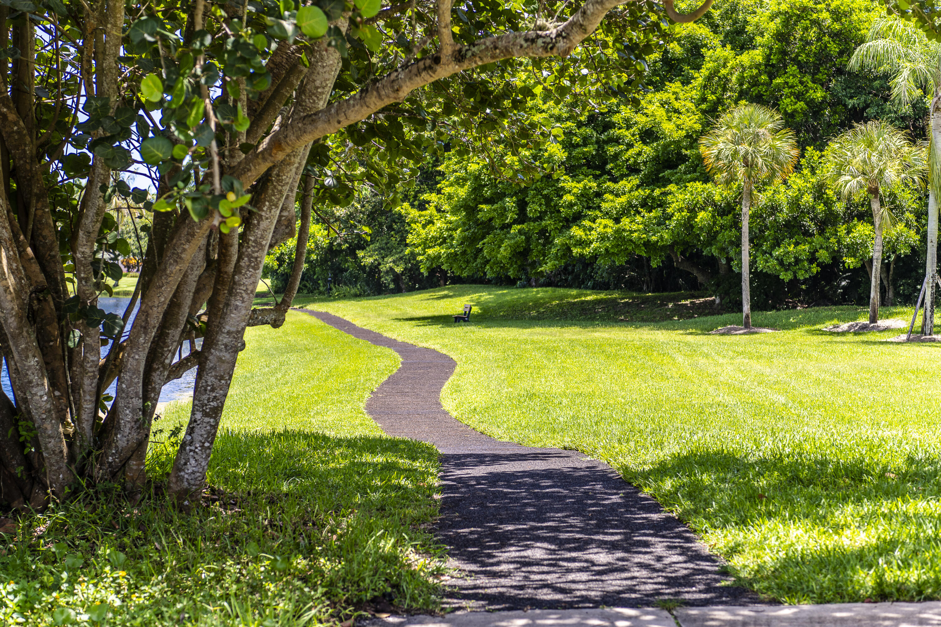 7031 Ventura, Parkland FL 33067