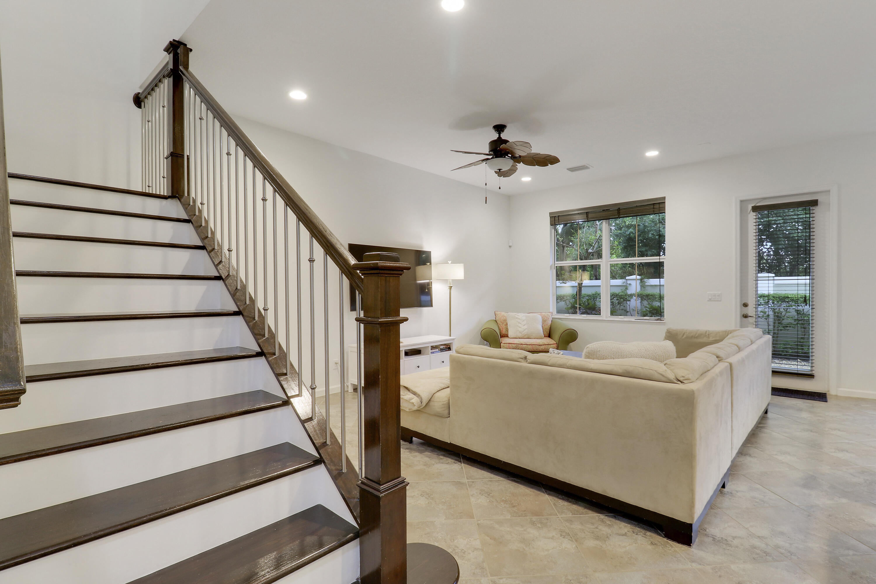 5242 Cambridge, Palm Beach Gardens FL 33418