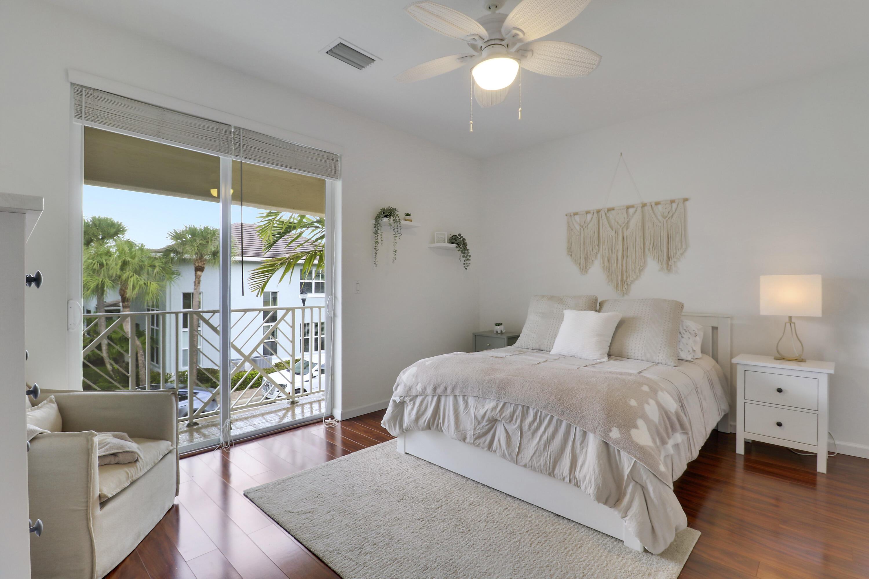 5242 Cambridge, Palm Beach Gardens FL 33418