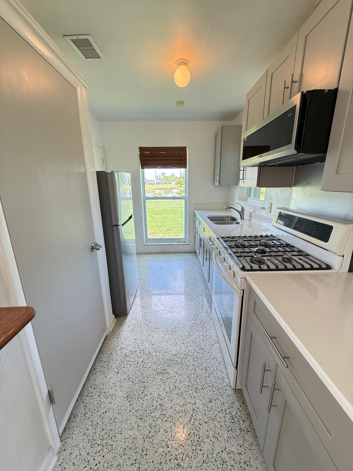 3231 SE Monte Vista, Port St Lucie FL 34952