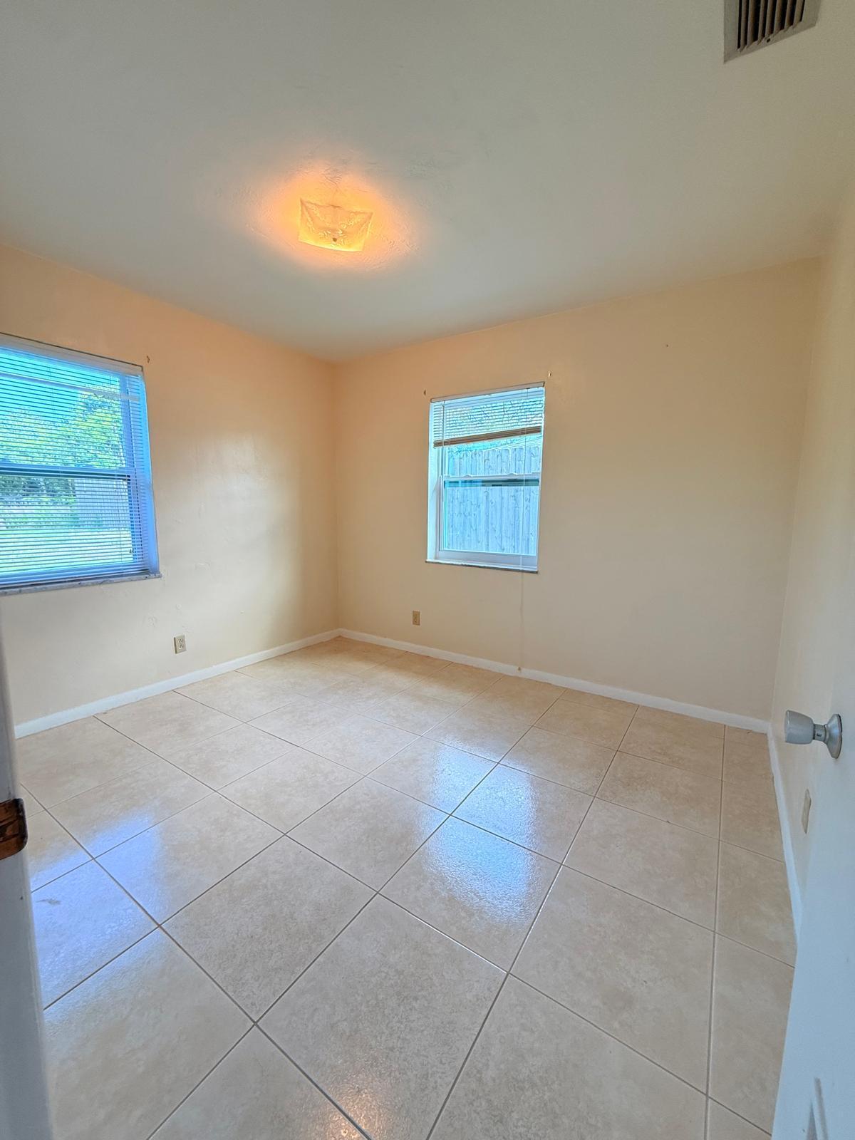3231 SE Monte Vista, Port St Lucie FL 34952
