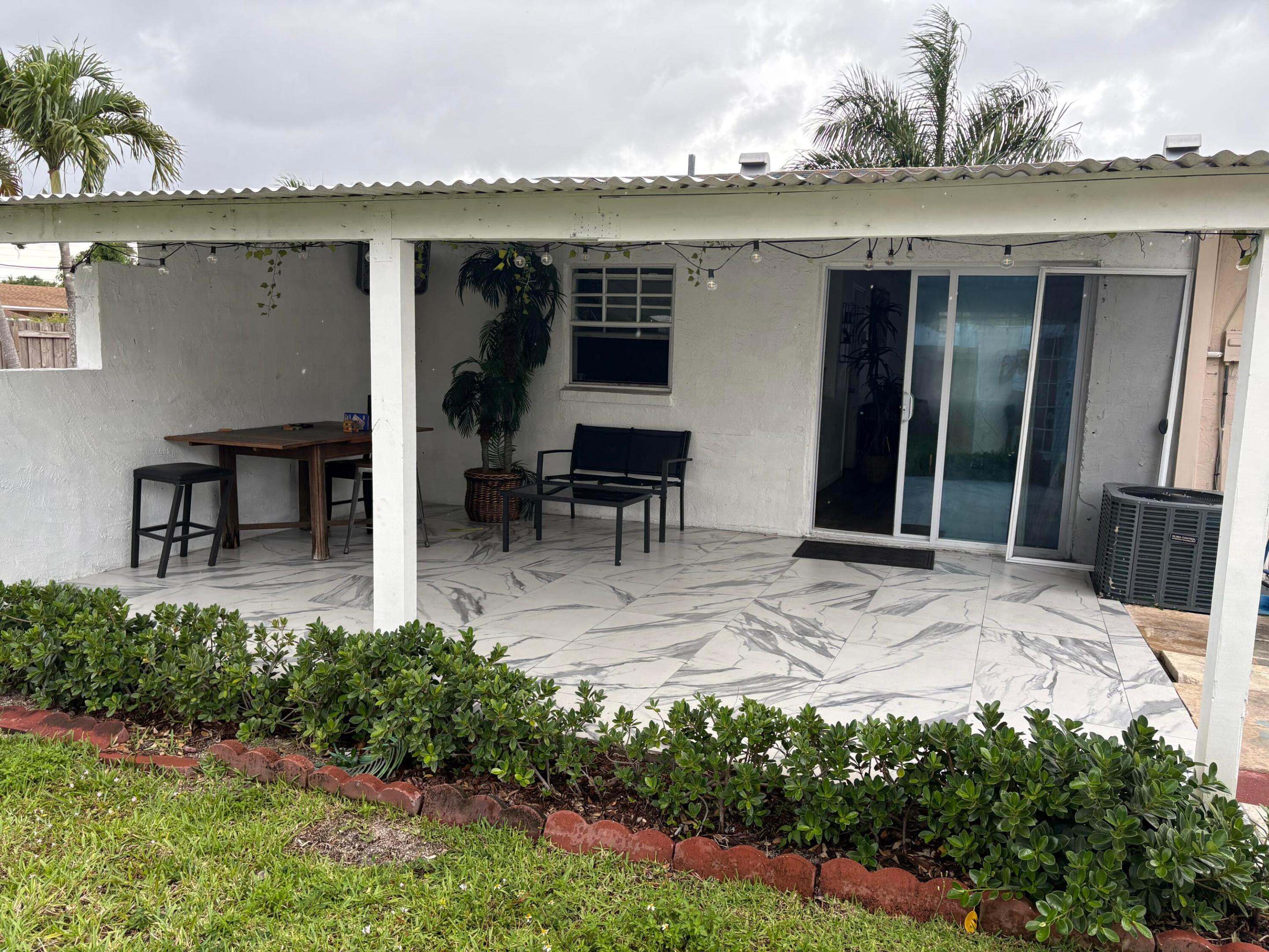 3480 NW 18th, Lauderhill FL 33311