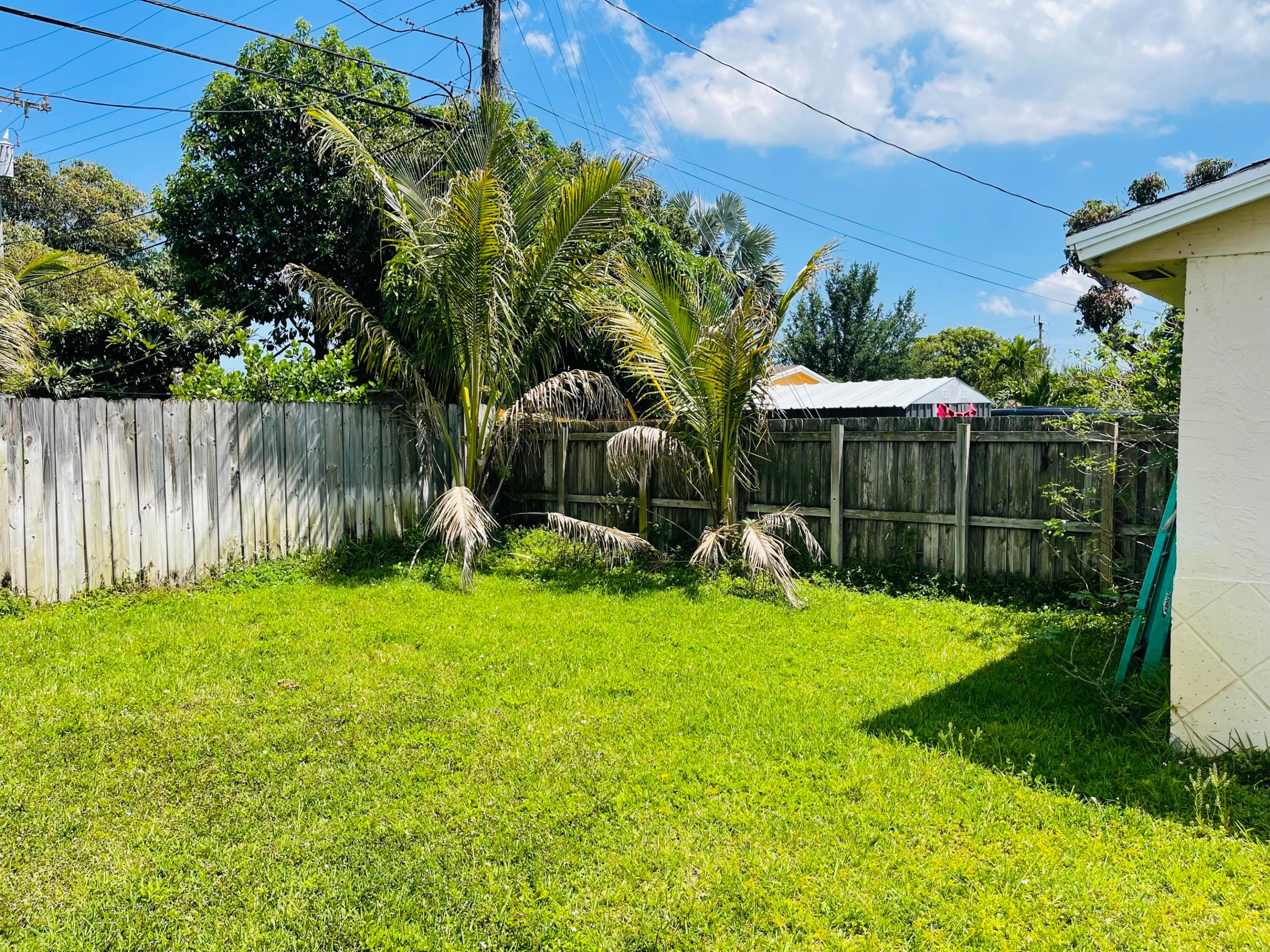 3480 NW 18th, Lauderhill FL 33311